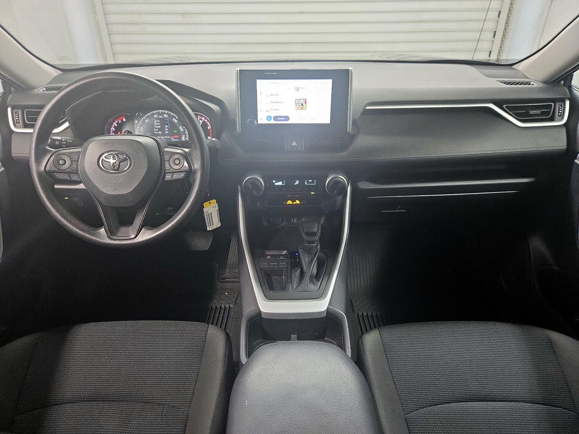 Thumbnail: 2023 Toyota RAV4 - 9