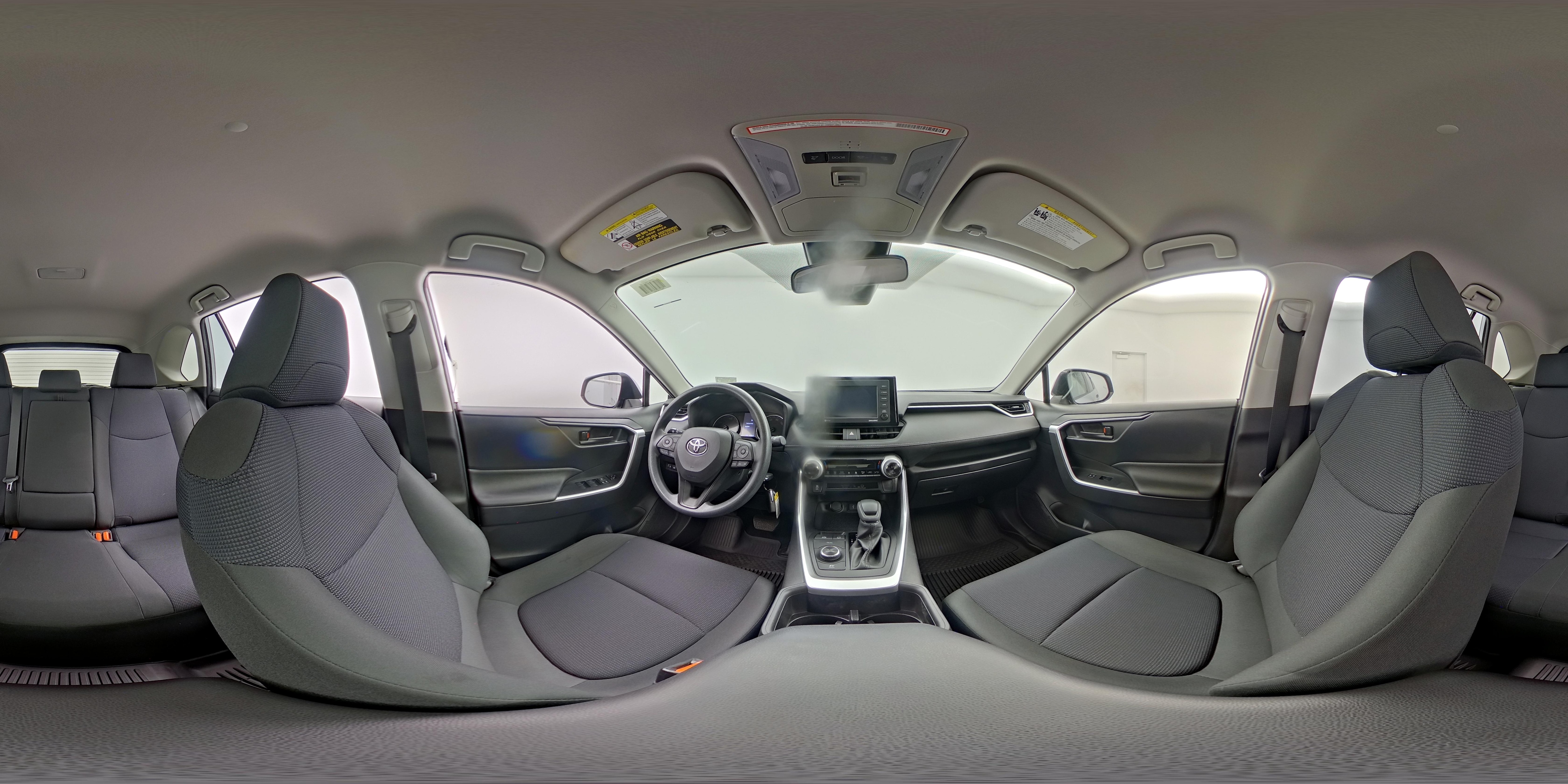 2022 Toyota RAV4 LE - Photo 24
