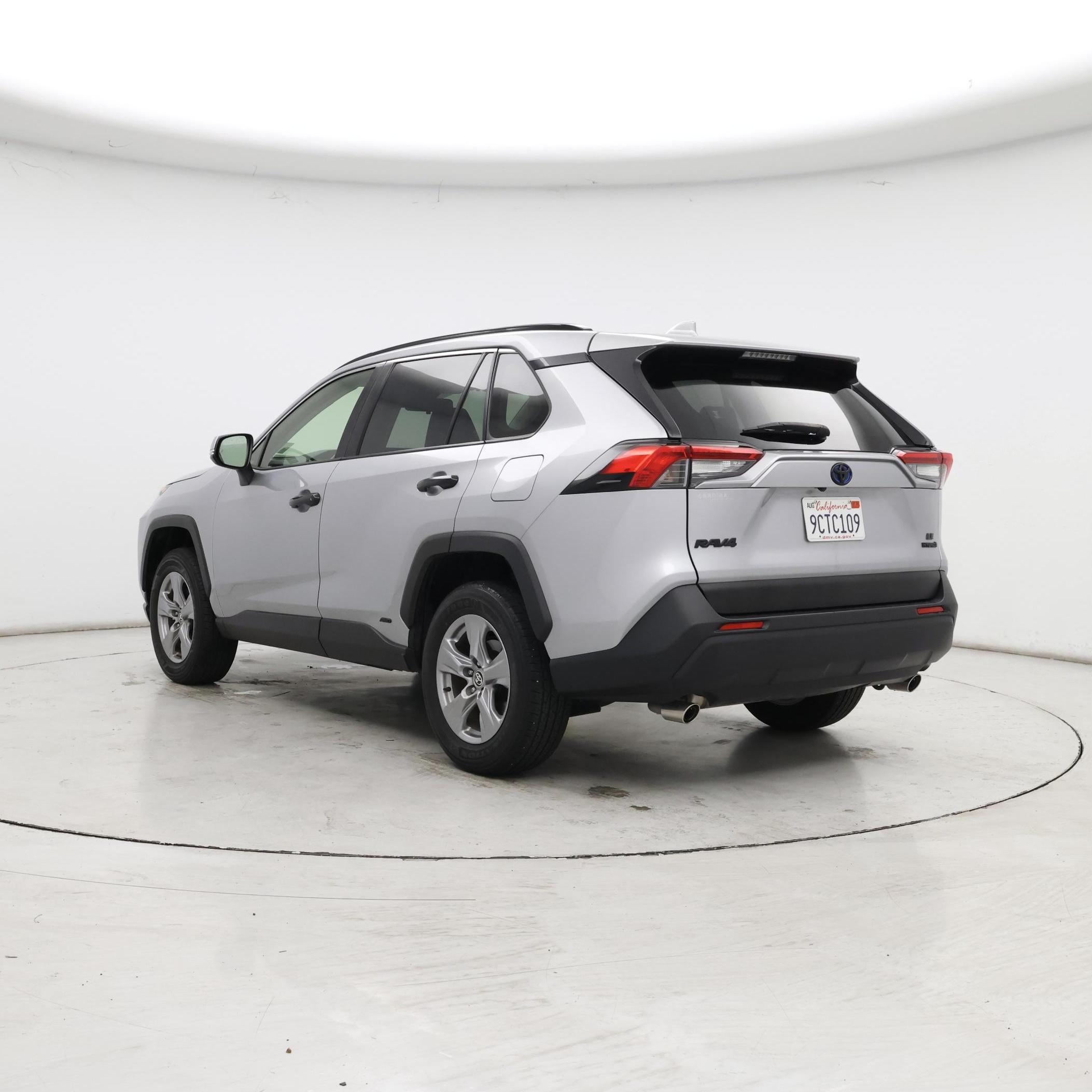 Thumbnail: 2022 Toyota RAV4 - 2