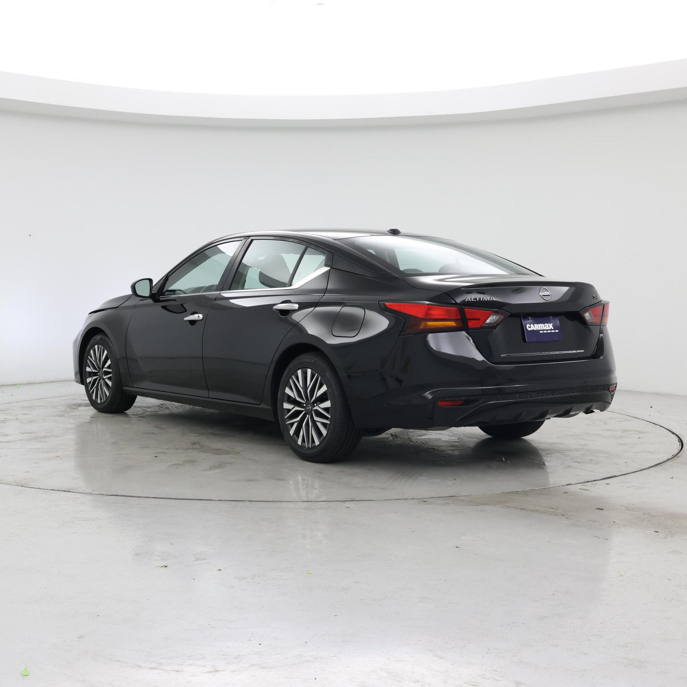 Thumbnail: 2024 Nissan Altima - 2