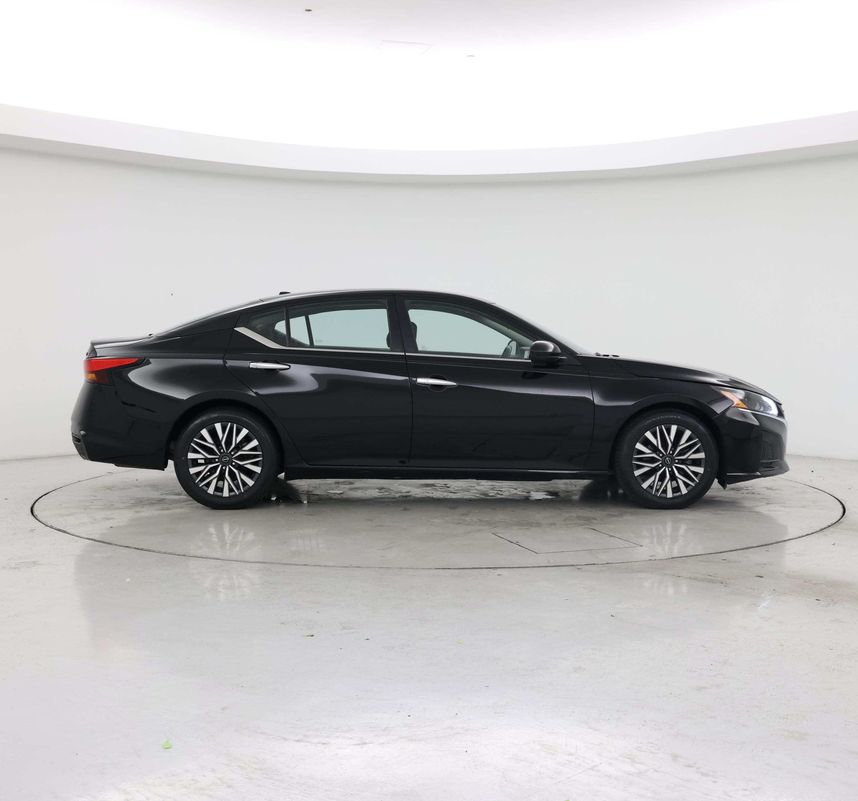 Thumbnail: 2024 Nissan Altima - 7