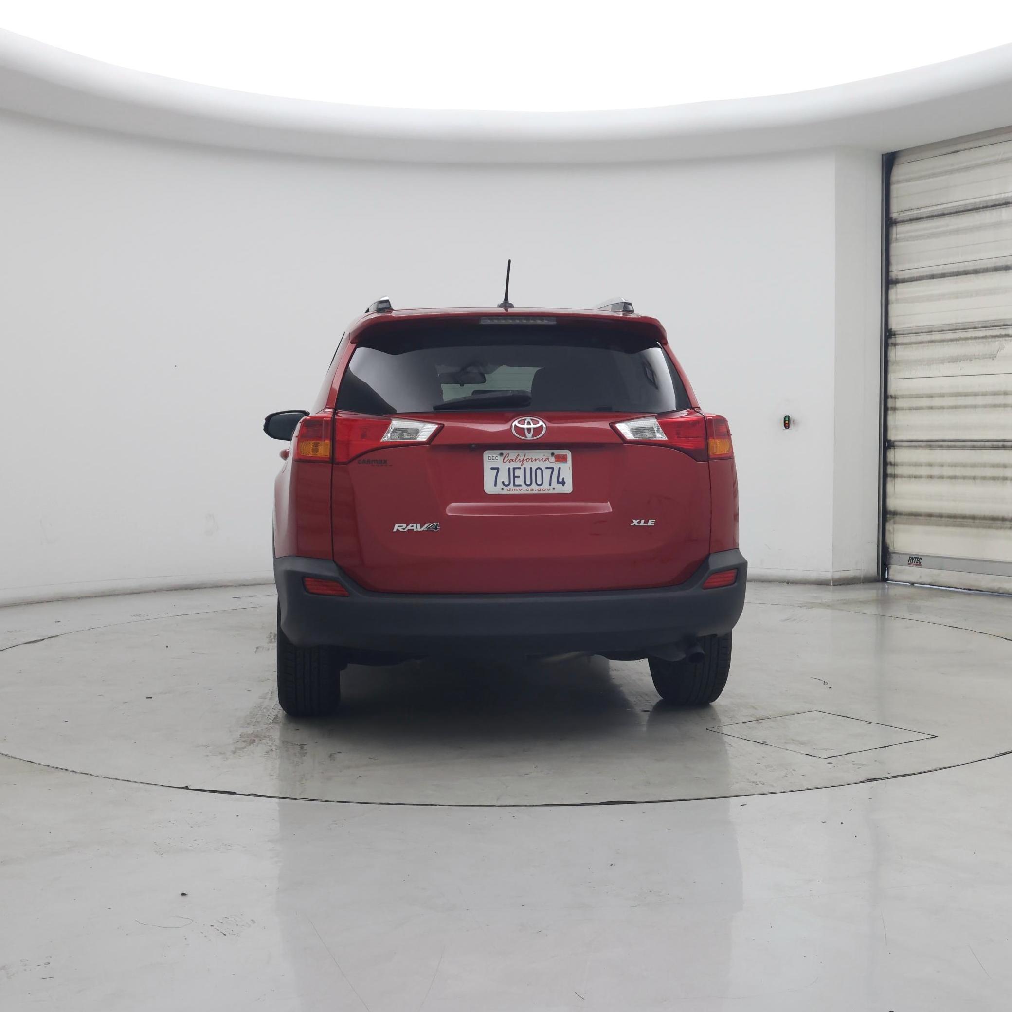 Thumbnail: 2015 Toyota RAV4 - 6