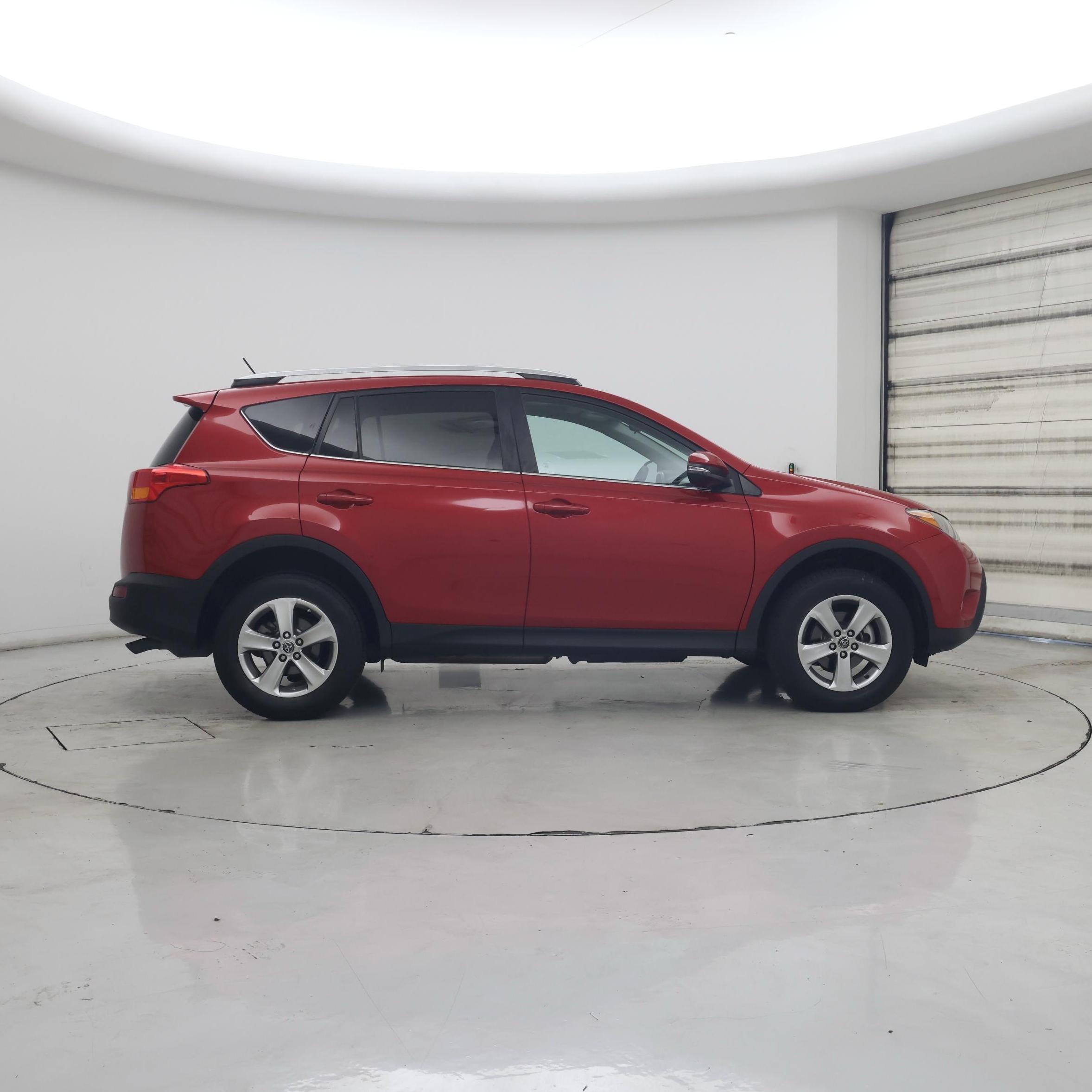 Thumbnail: 2015 Toyota RAV4 - 7