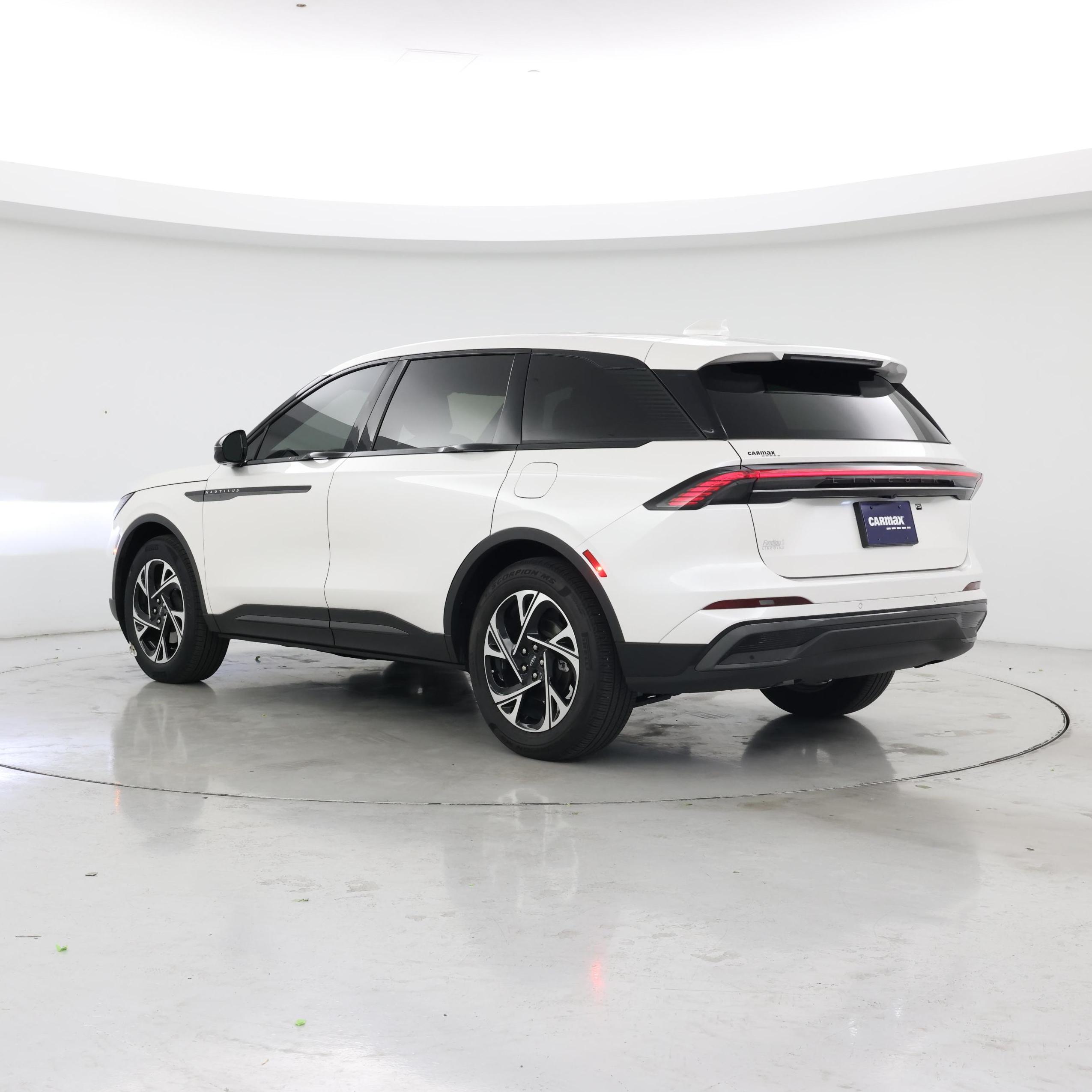 Thumbnail: 2025 Lincoln Nautilus - 2