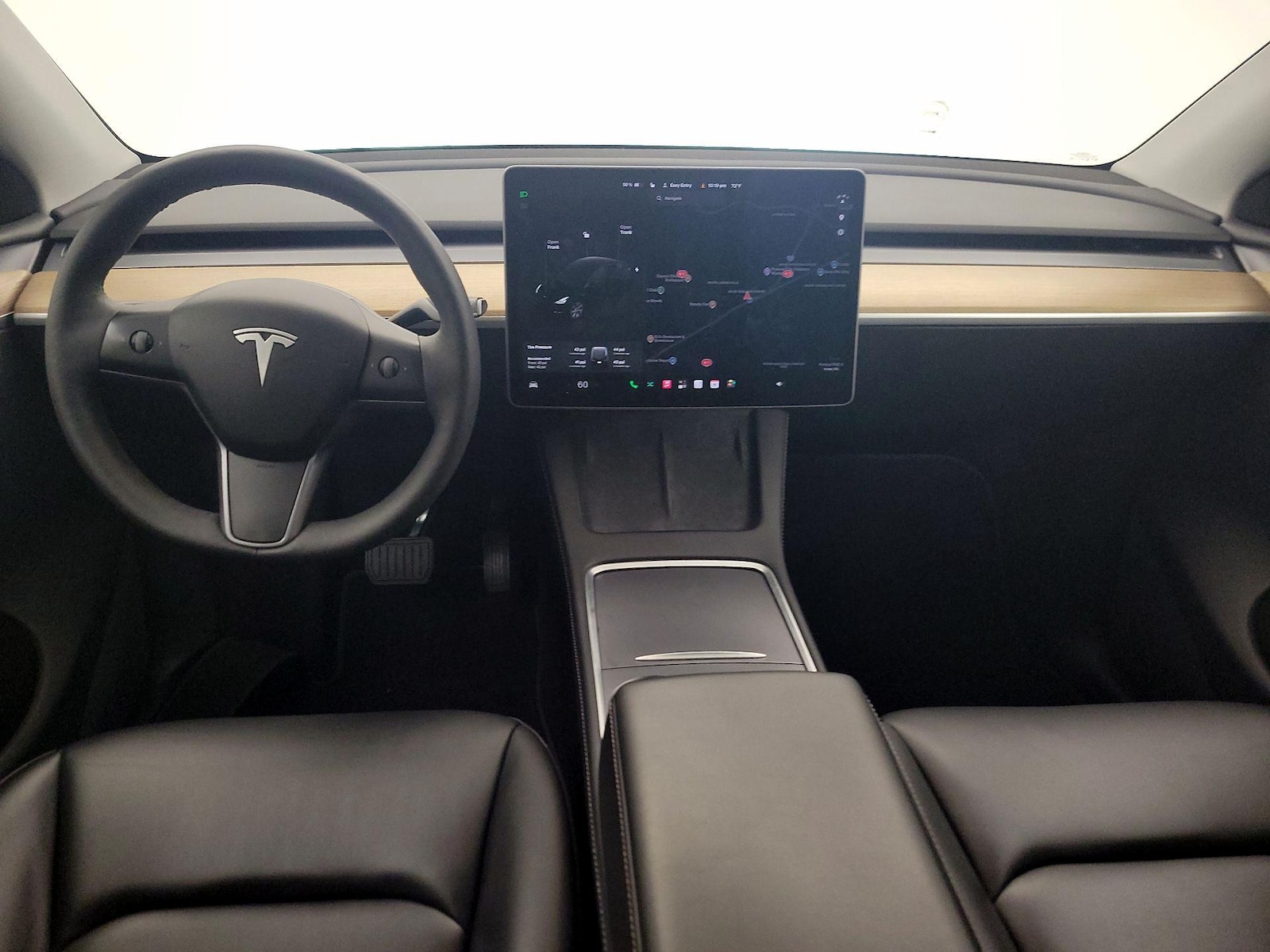 2024 Tesla Model Y Long Range - Photo 10