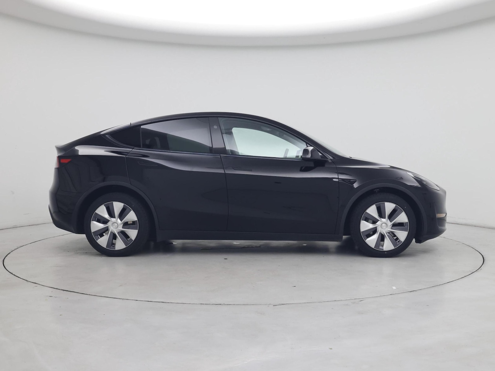 2024 Tesla Model Y Long Range - Photo 8