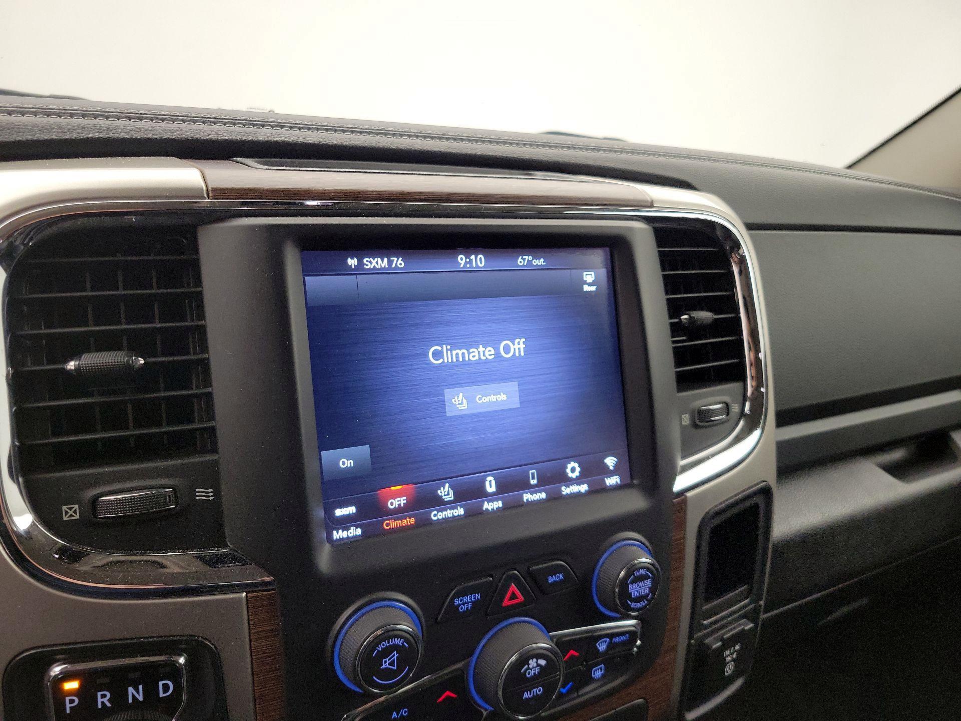 Thumbnail: 2019 RAM 1500 Classic - 15