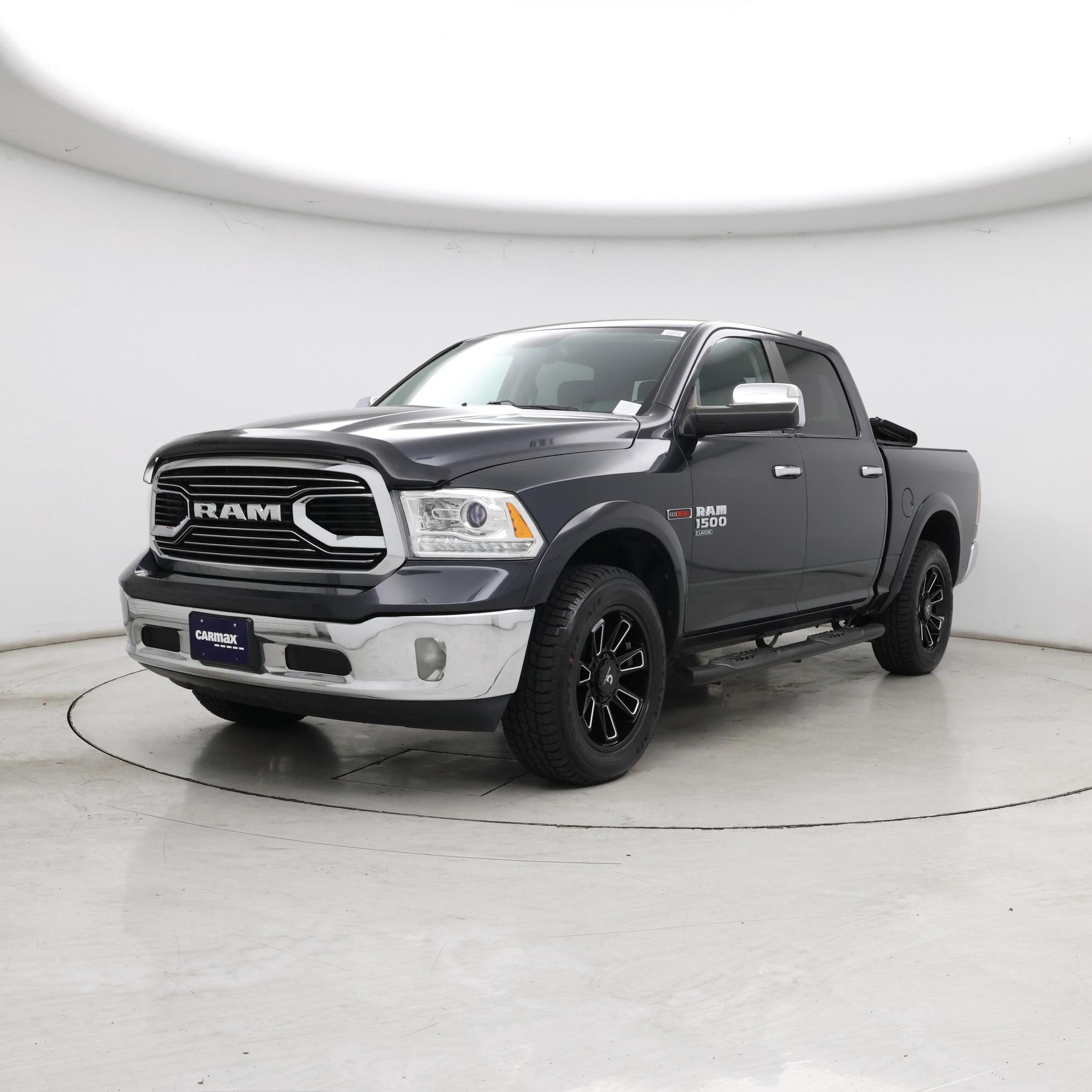 Thumbnail: 2019 RAM 1500 Classic - 4