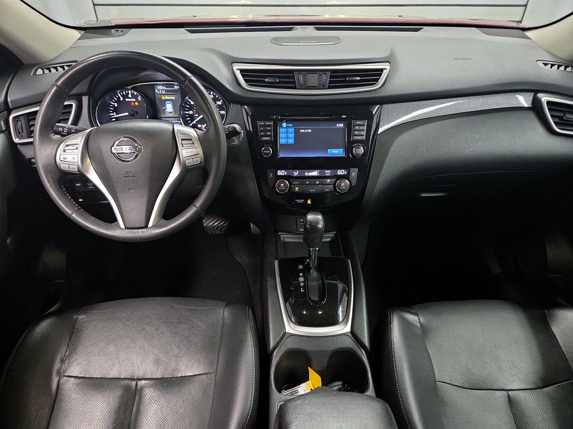 Thumbnail: 2015 Nissan Rogue - 9