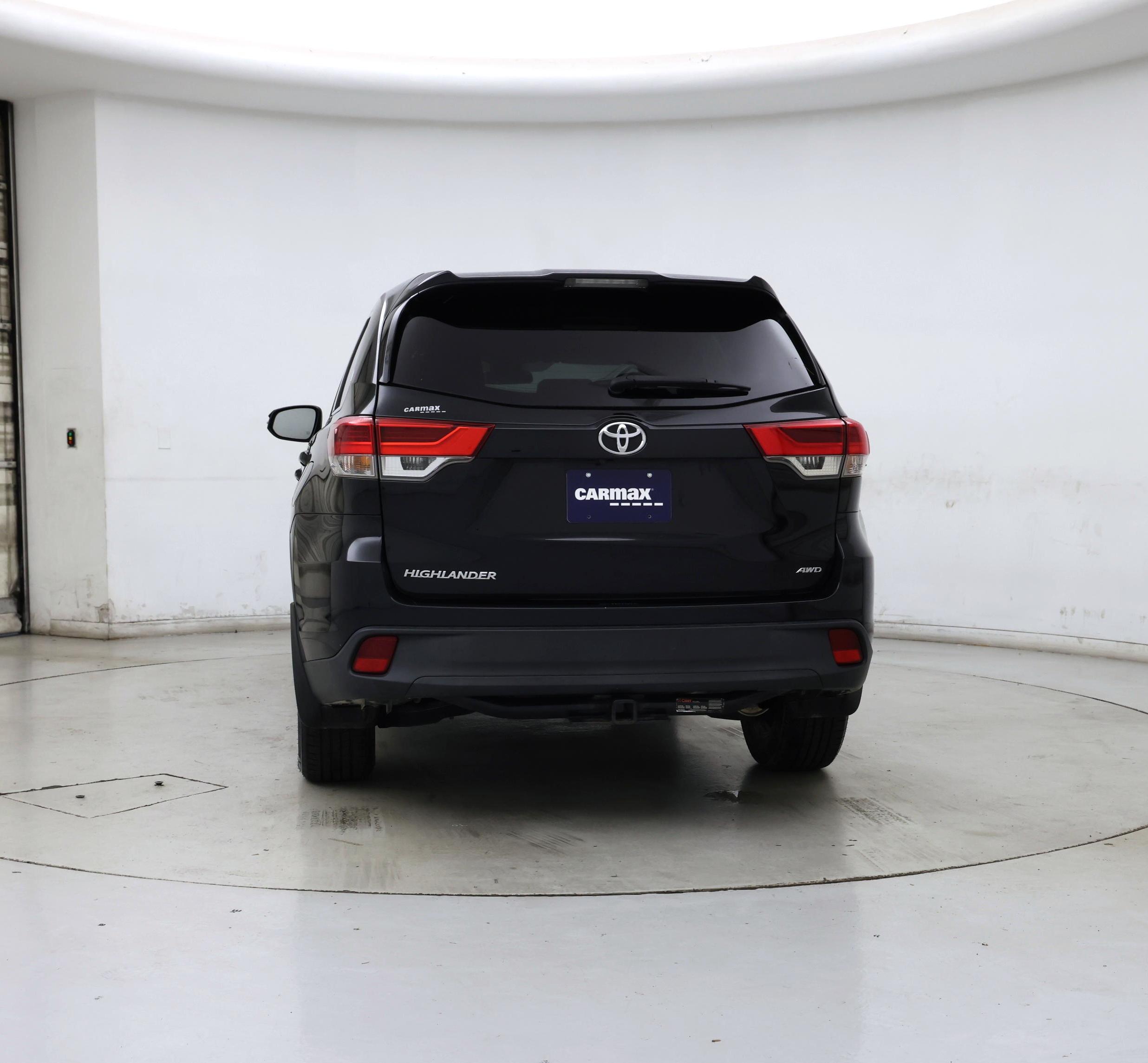 Thumbnail: 2019 Toyota Highlander - 6