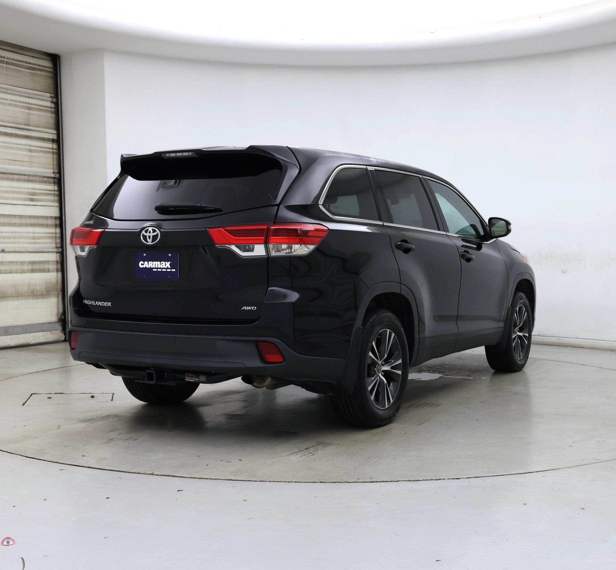 Thumbnail: 2019 Toyota Highlander - 8