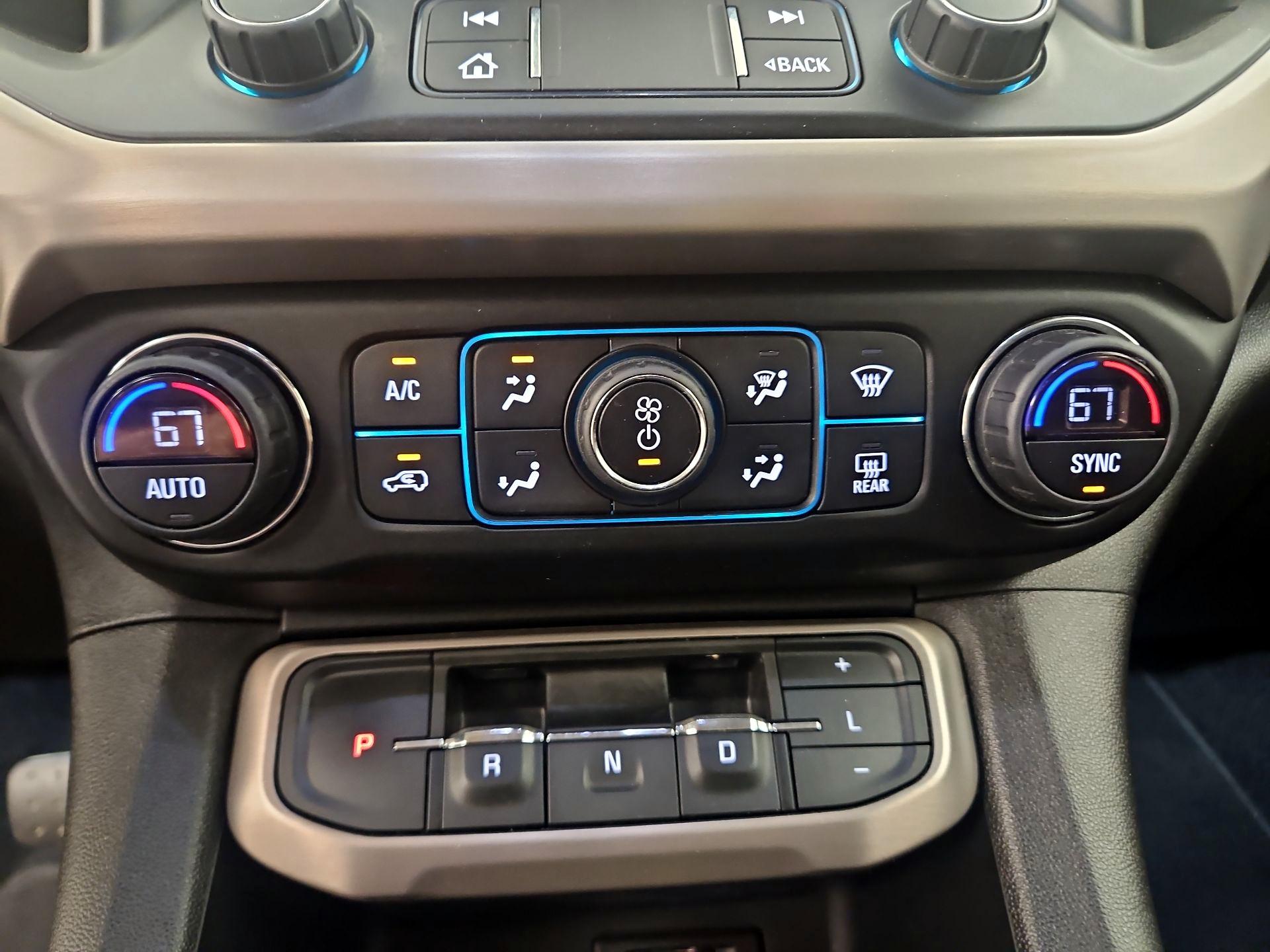 Thumbnail: 2020 GMC Acadia - 17