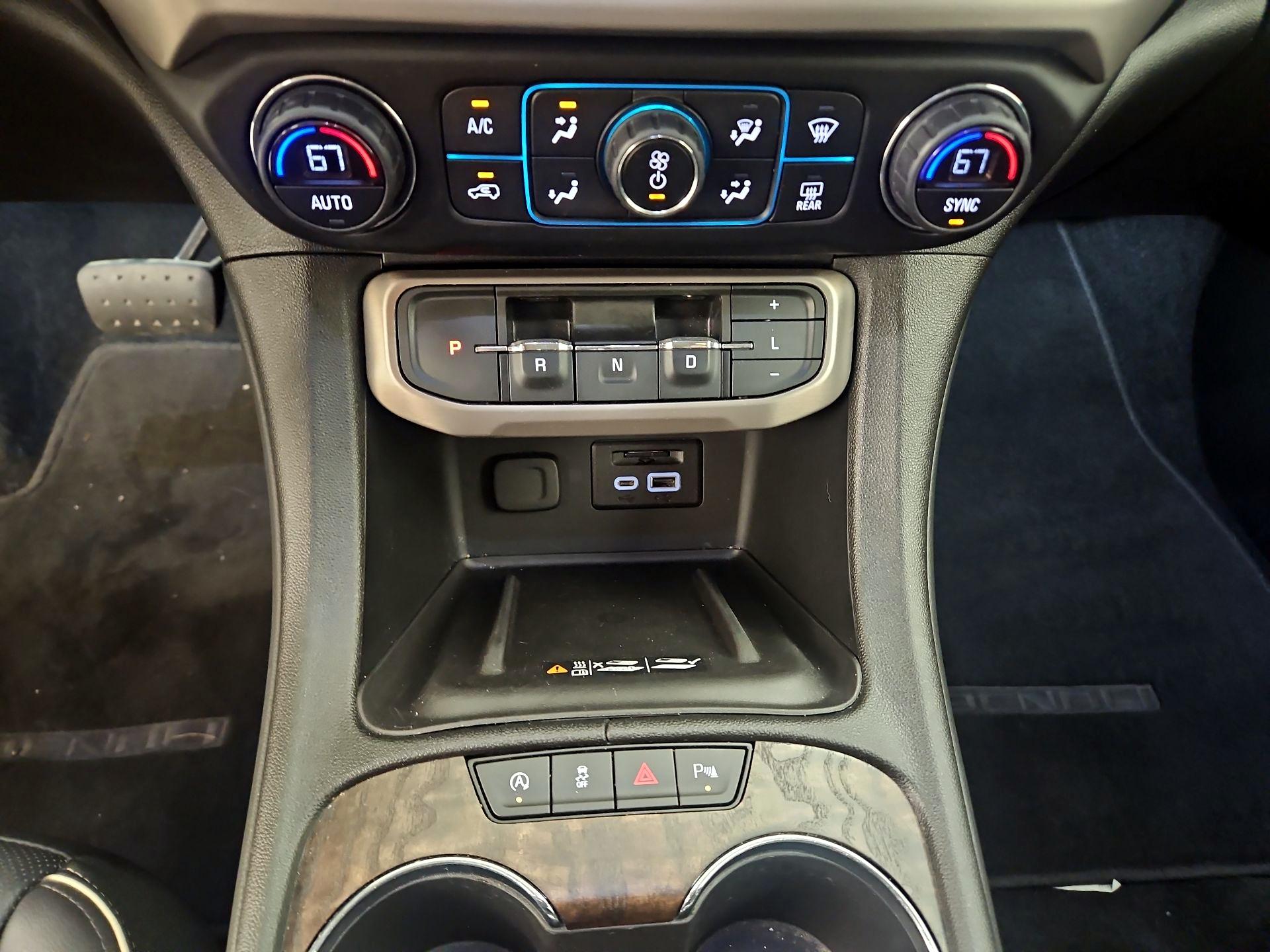 Thumbnail: 2020 GMC Acadia - 18