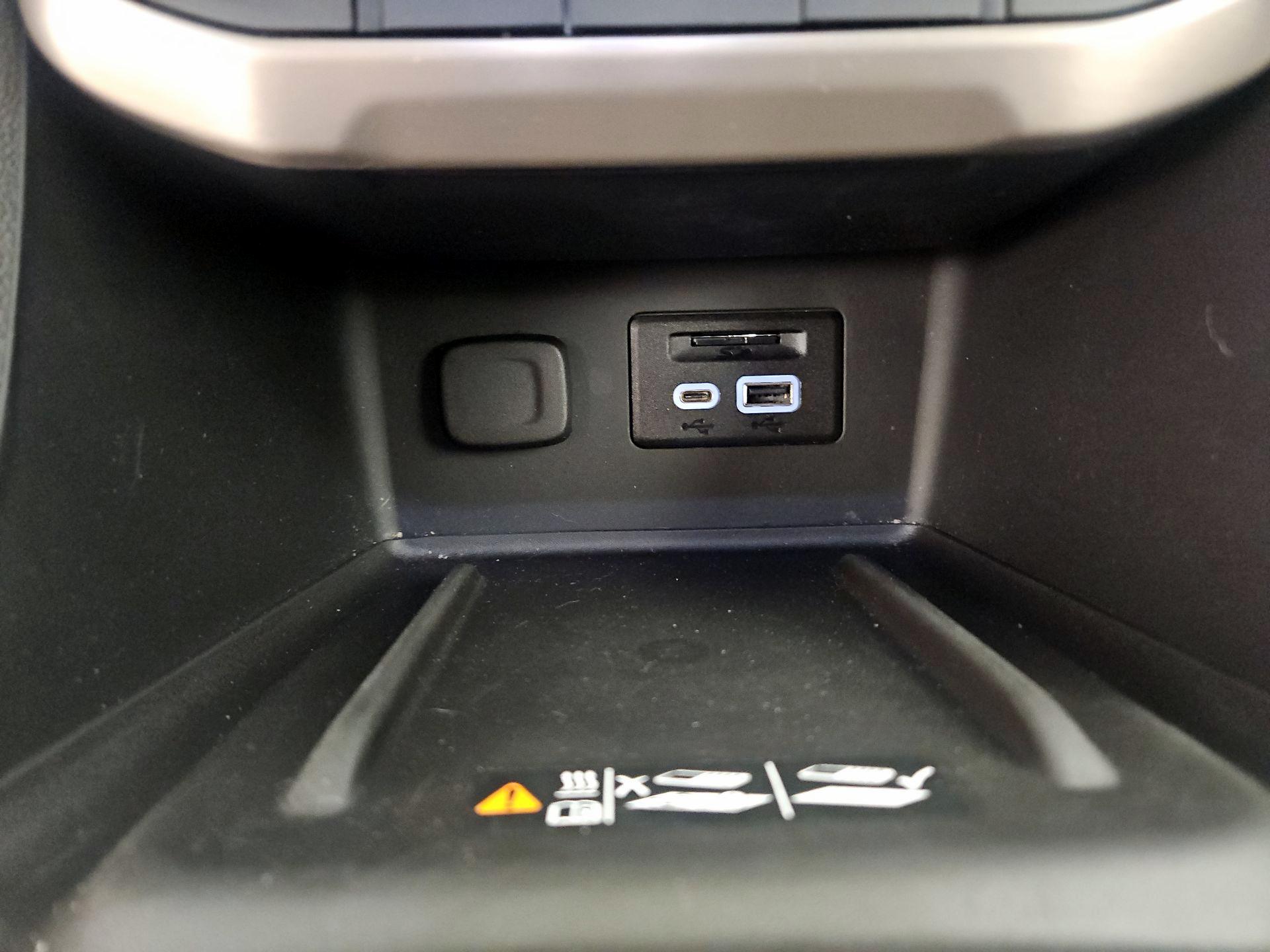 Thumbnail: 2020 GMC Acadia - 19
