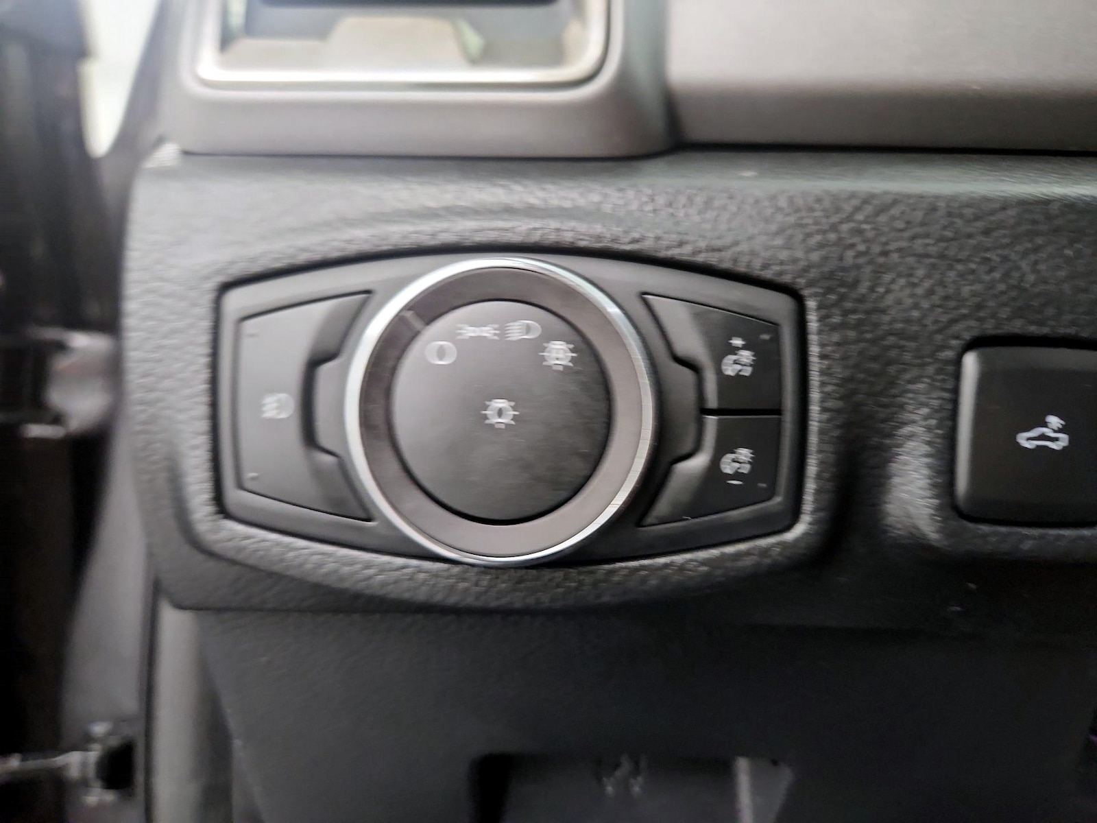2019 Ford Ranger XLT - Photo 14