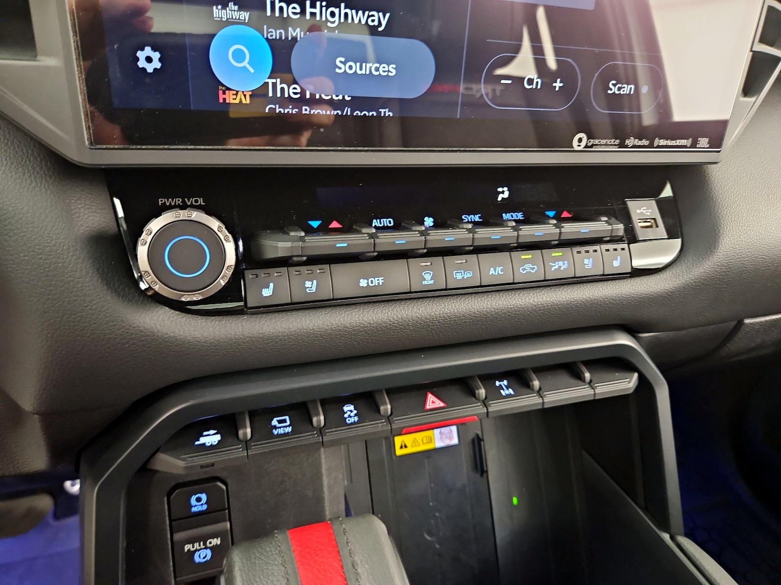 2024 Toyota Tundra TRD Pro - Photo 17