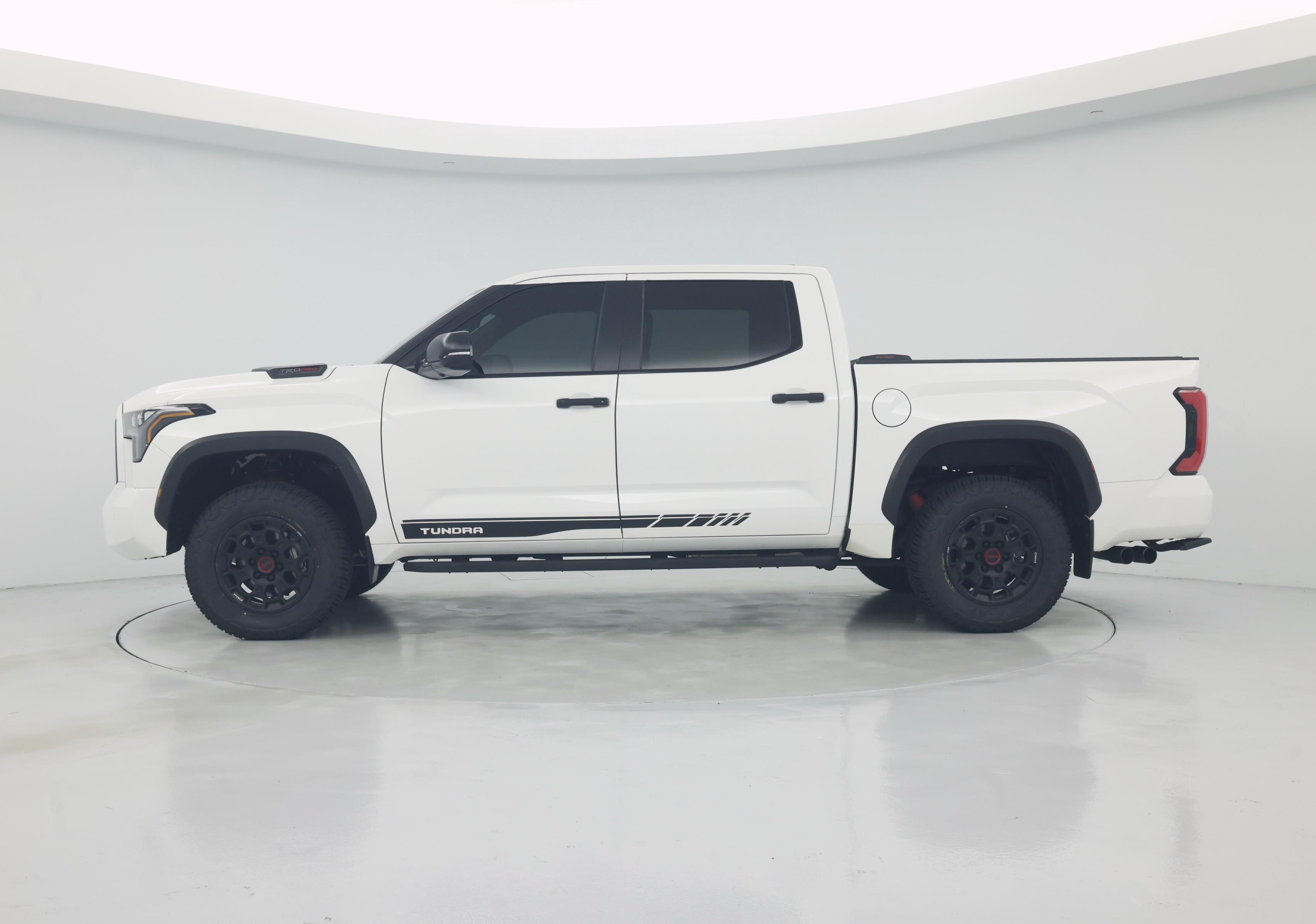 Thumbnail: 2024 Toyota Tundra - 3