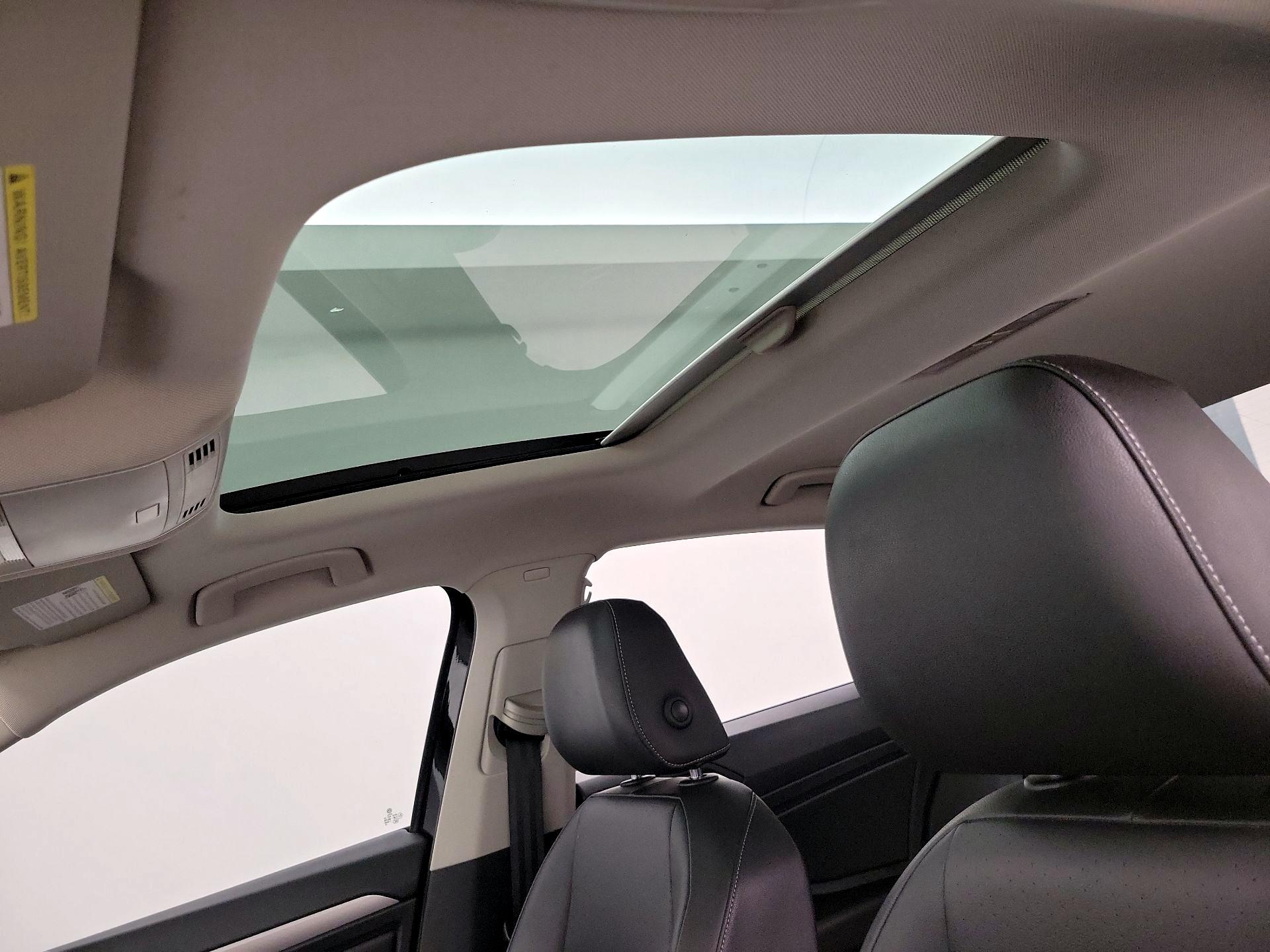 Thumbnail: 2019 Volkswagen Jetta - 19