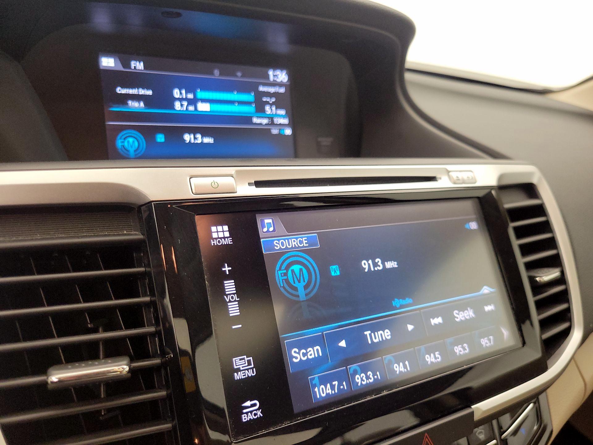 Thumbnail: 2016 Honda Accord - 15