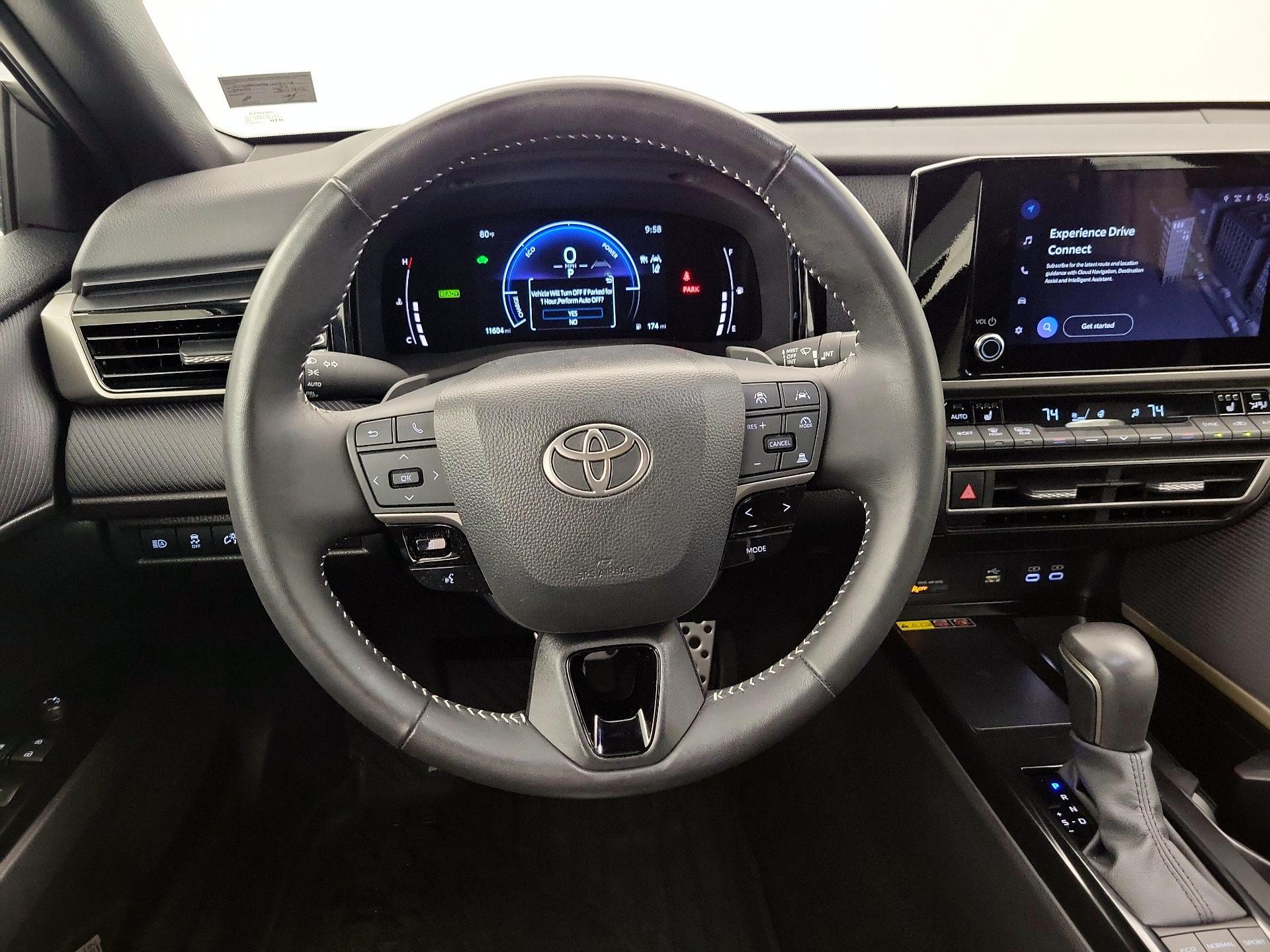 Thumbnail: 2025 Toyota Camry - 10