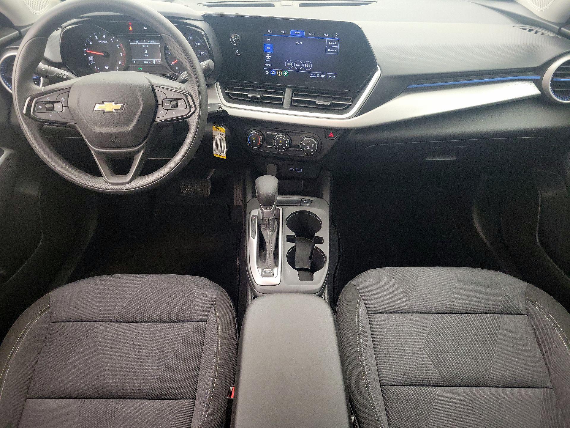 Thumbnail: 2024 Chevrolet Trax - 9
