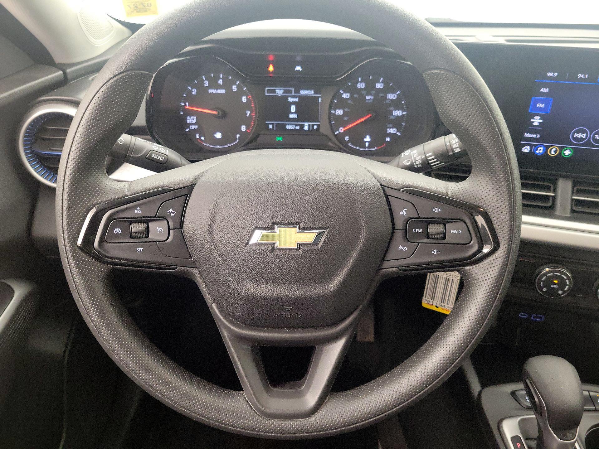 Thumbnail: 2024 Chevrolet Trax - 10