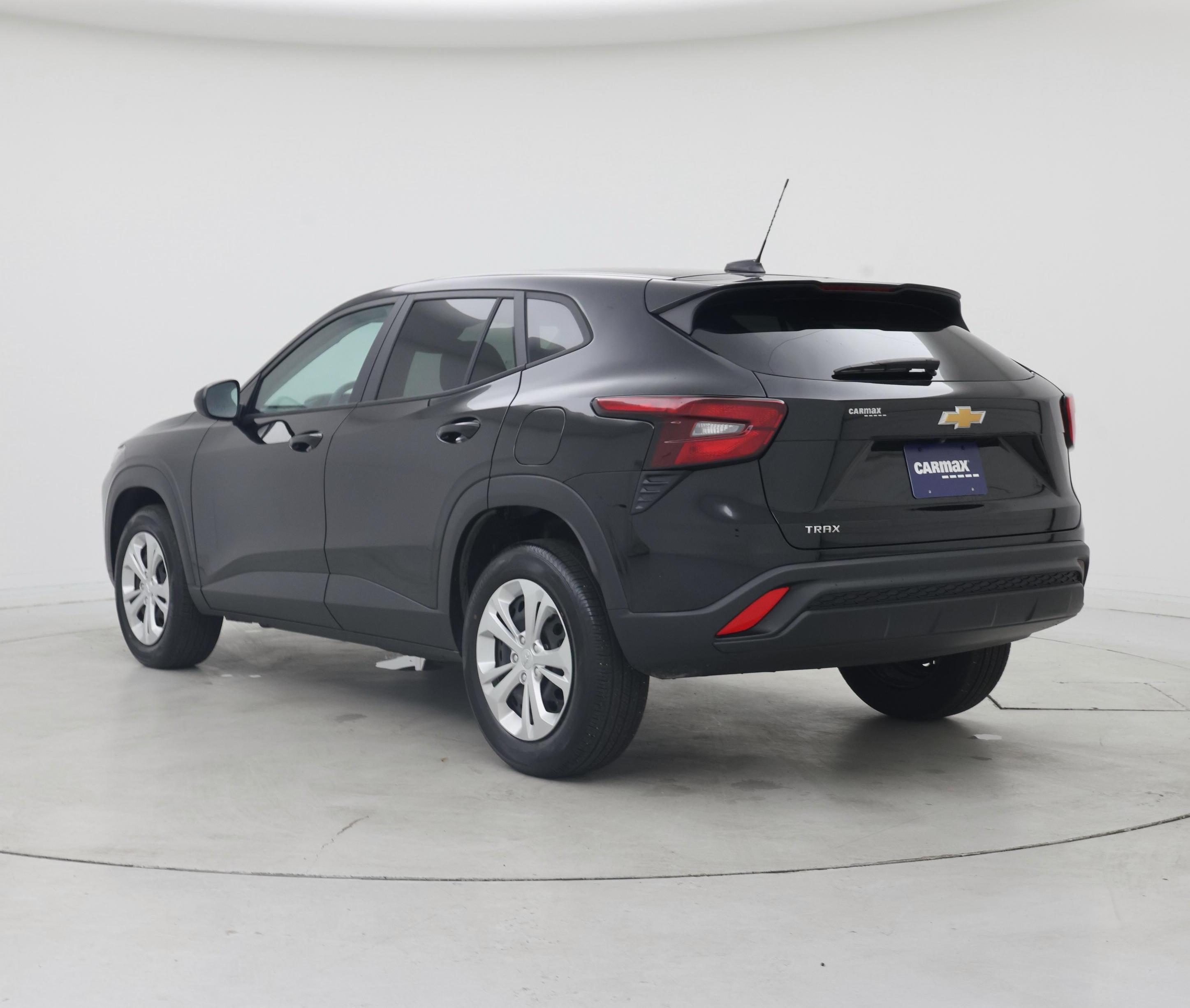 Thumbnail: 2024 Chevrolet Trax - 2