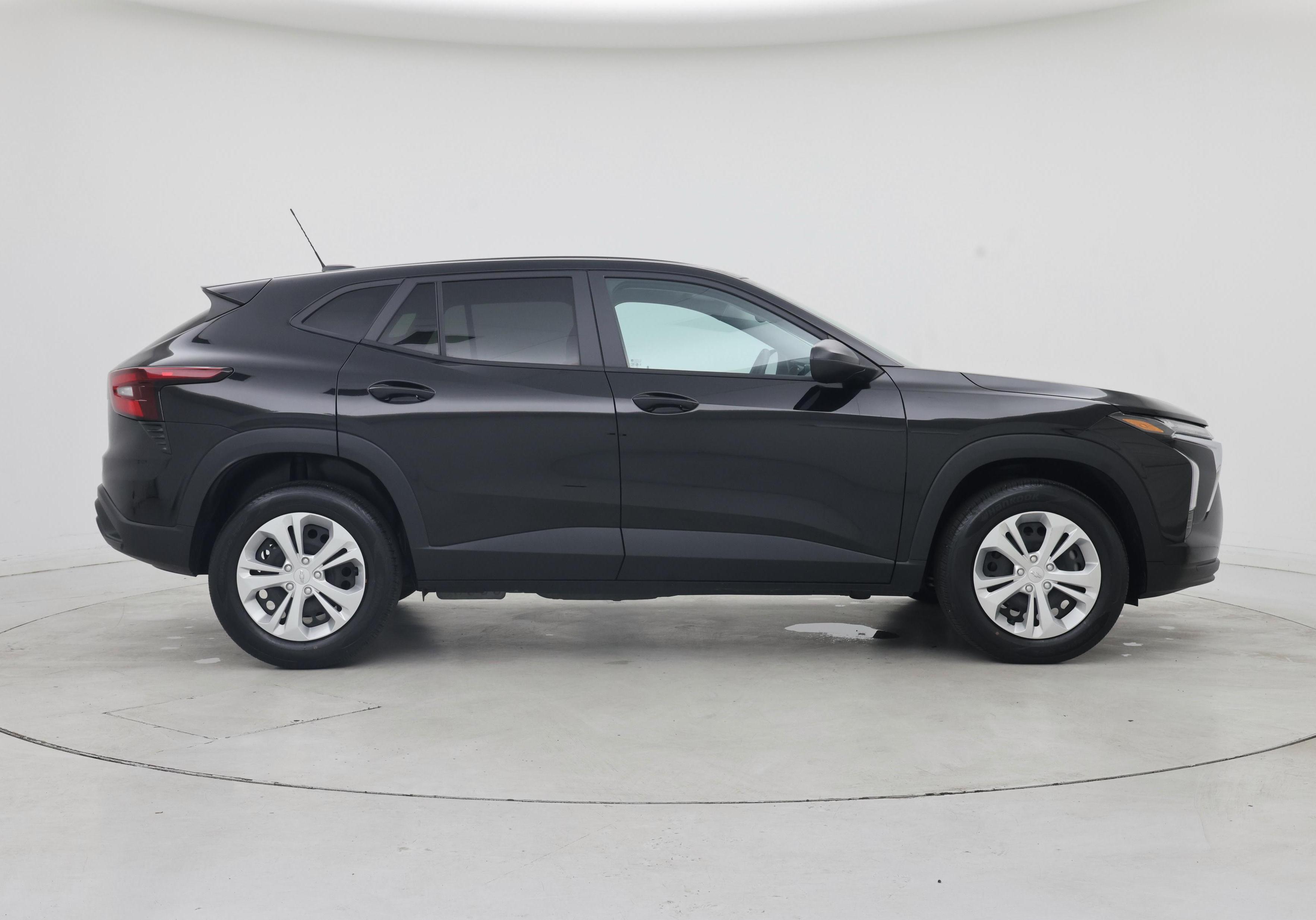 Thumbnail: 2024 Chevrolet Trax - 7