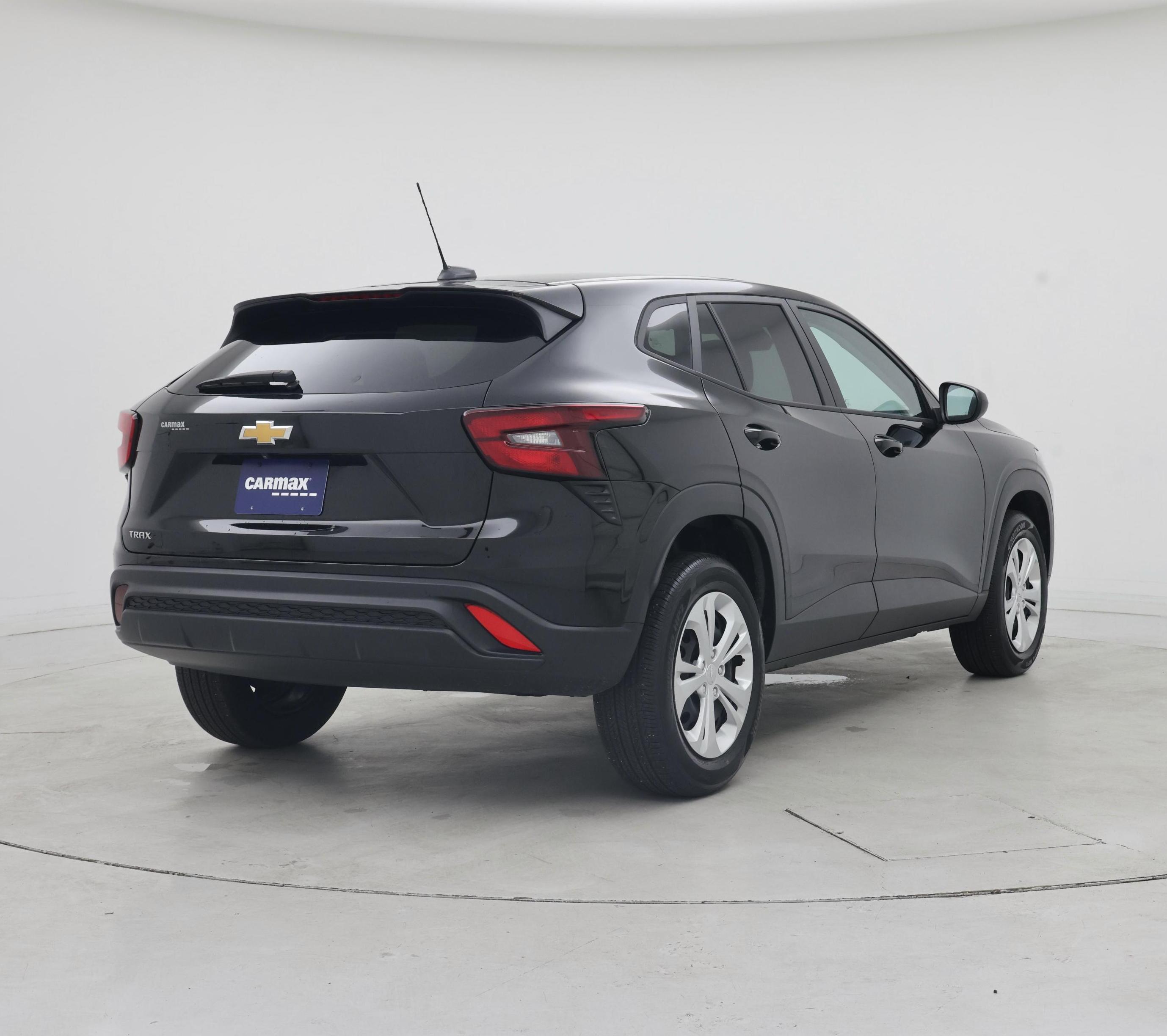 Thumbnail: 2024 Chevrolet Trax - 8
