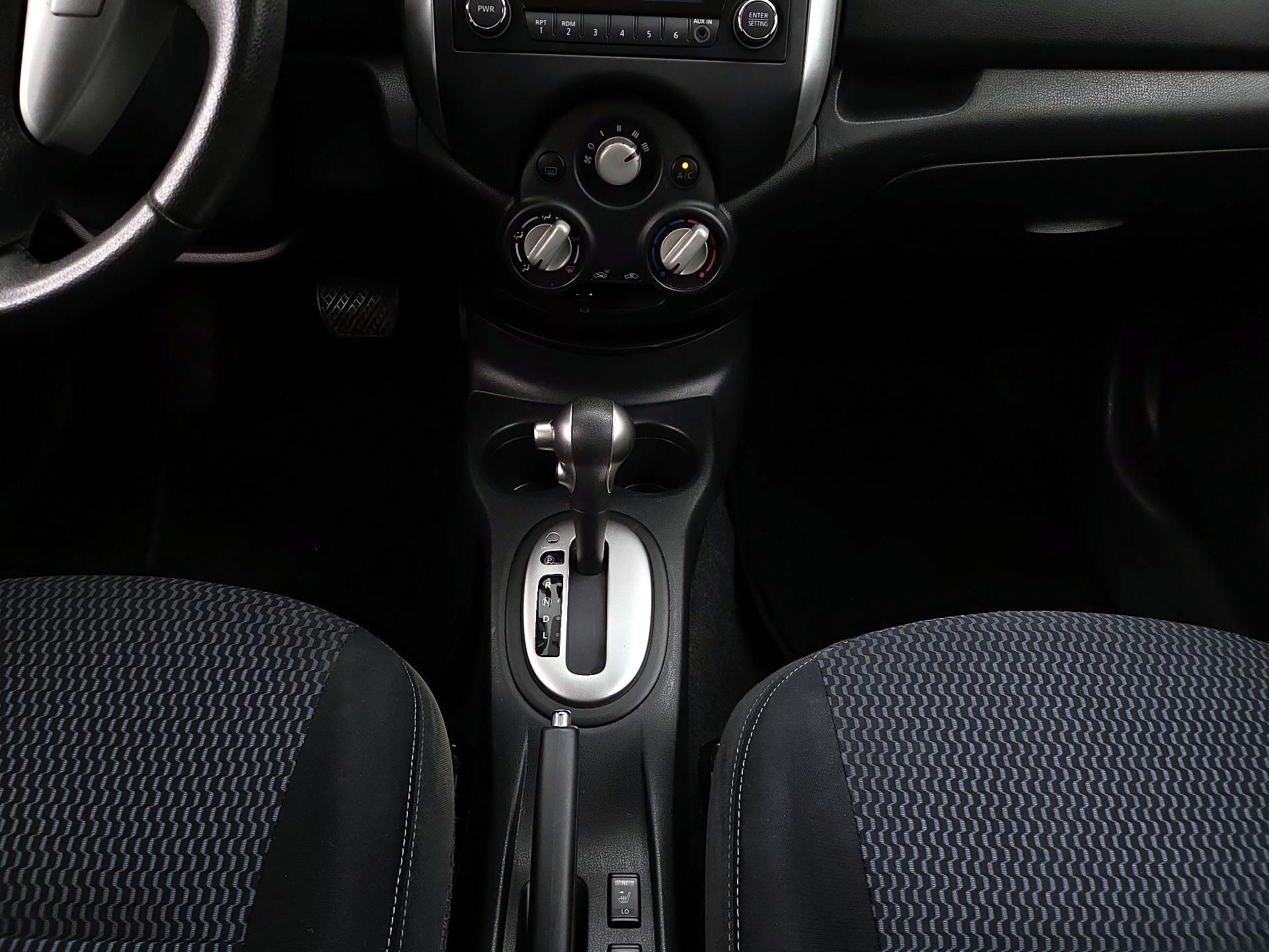 Thumbnail: 2014 Nissan Versa Note - 17