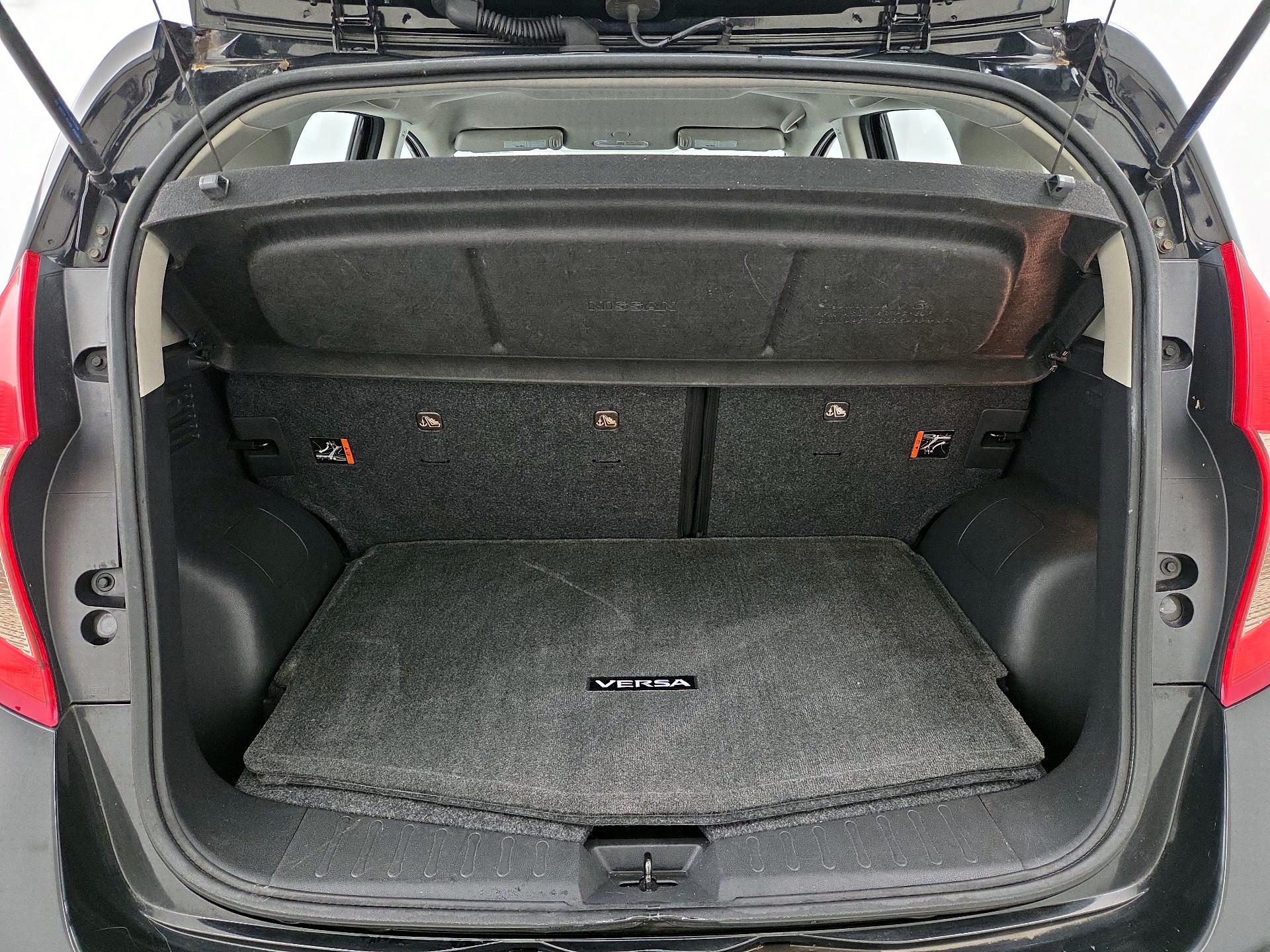 Thumbnail: 2014 Nissan Versa Note - 20