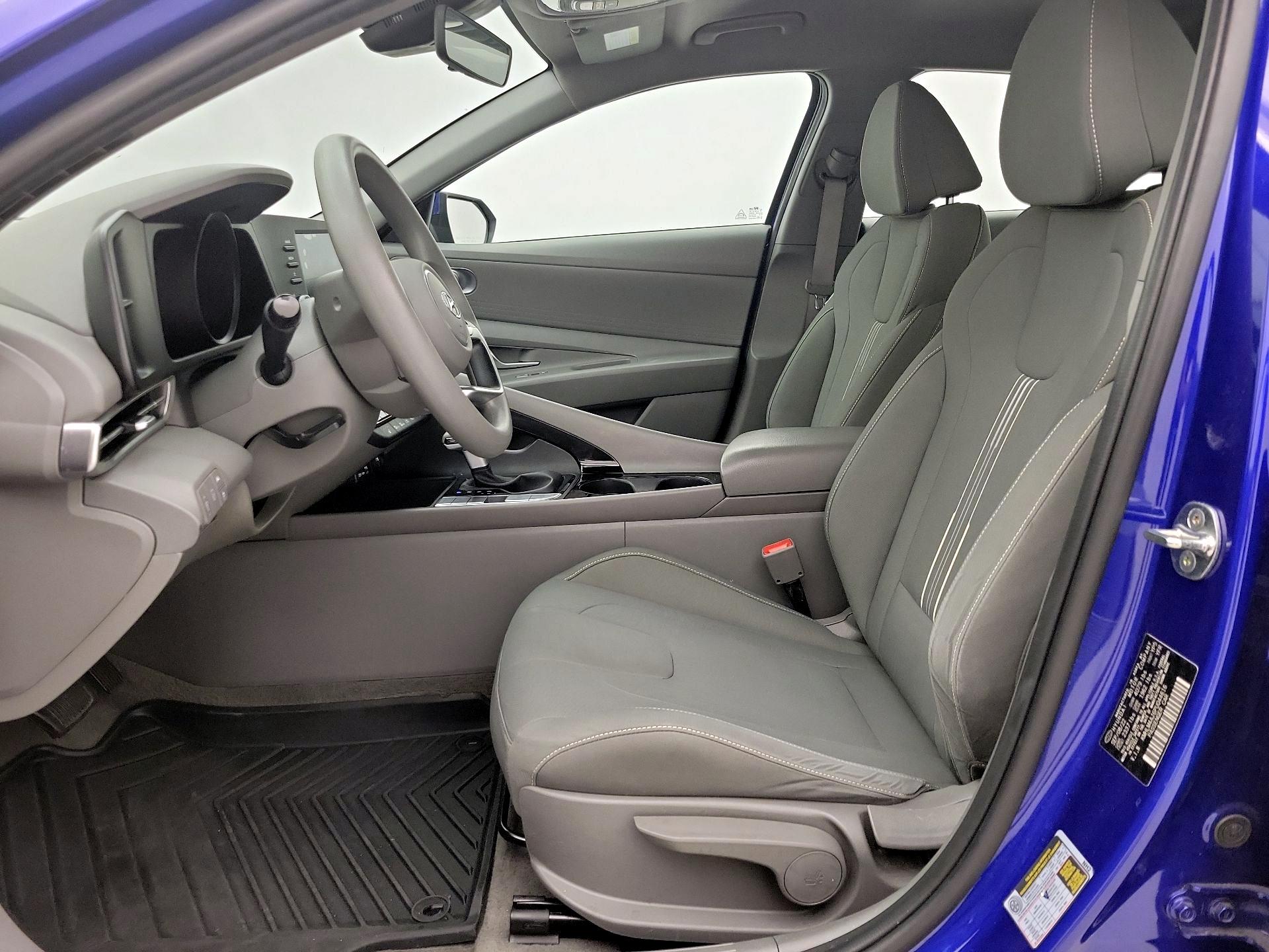 Thumbnail: 2023 Hyundai Elantra - 11