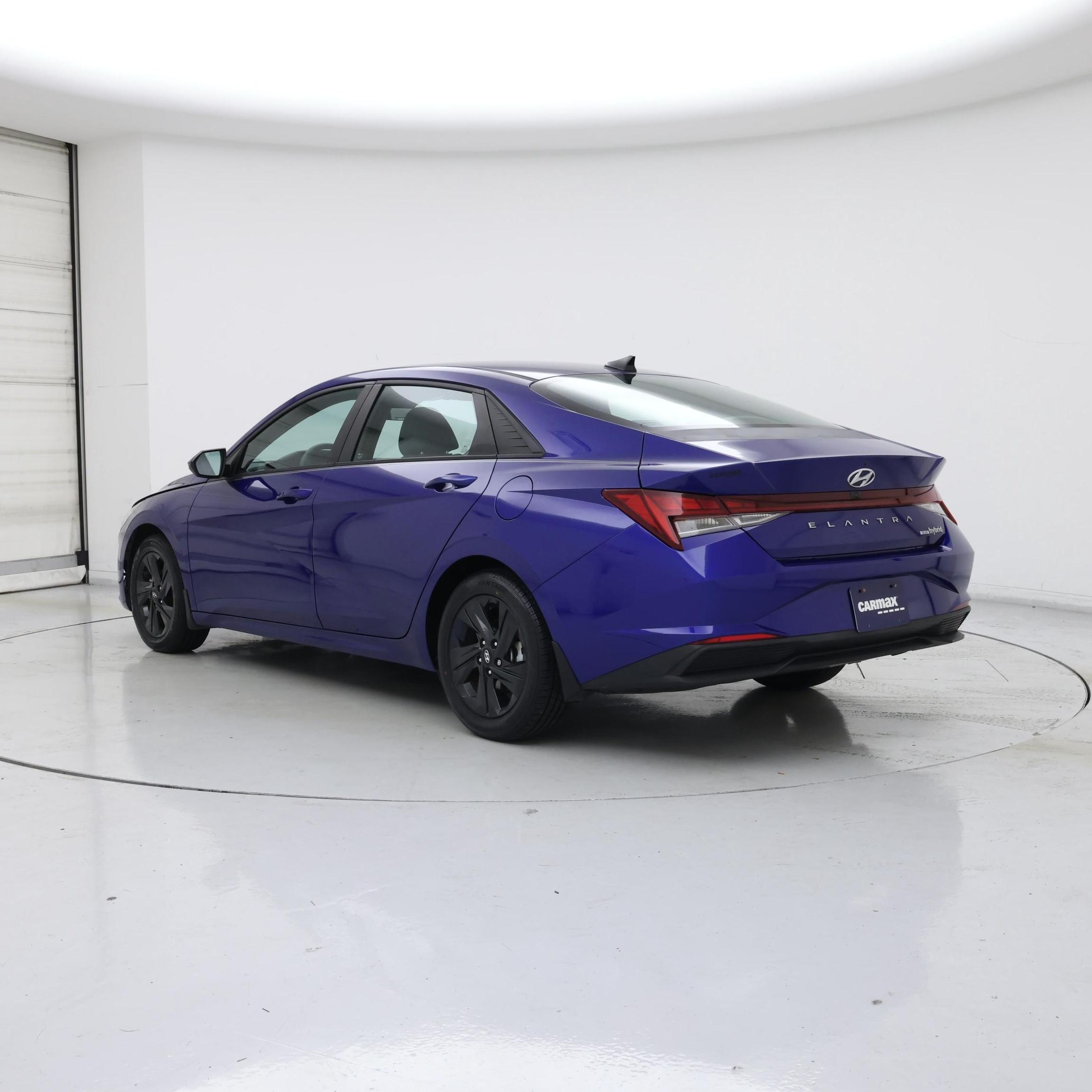 Thumbnail: 2023 Hyundai Elantra - 2