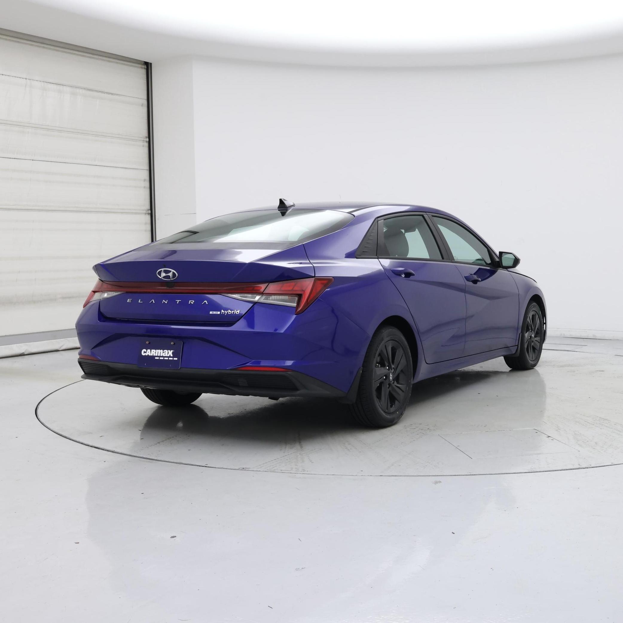 Thumbnail: 2023 Hyundai Elantra - 8