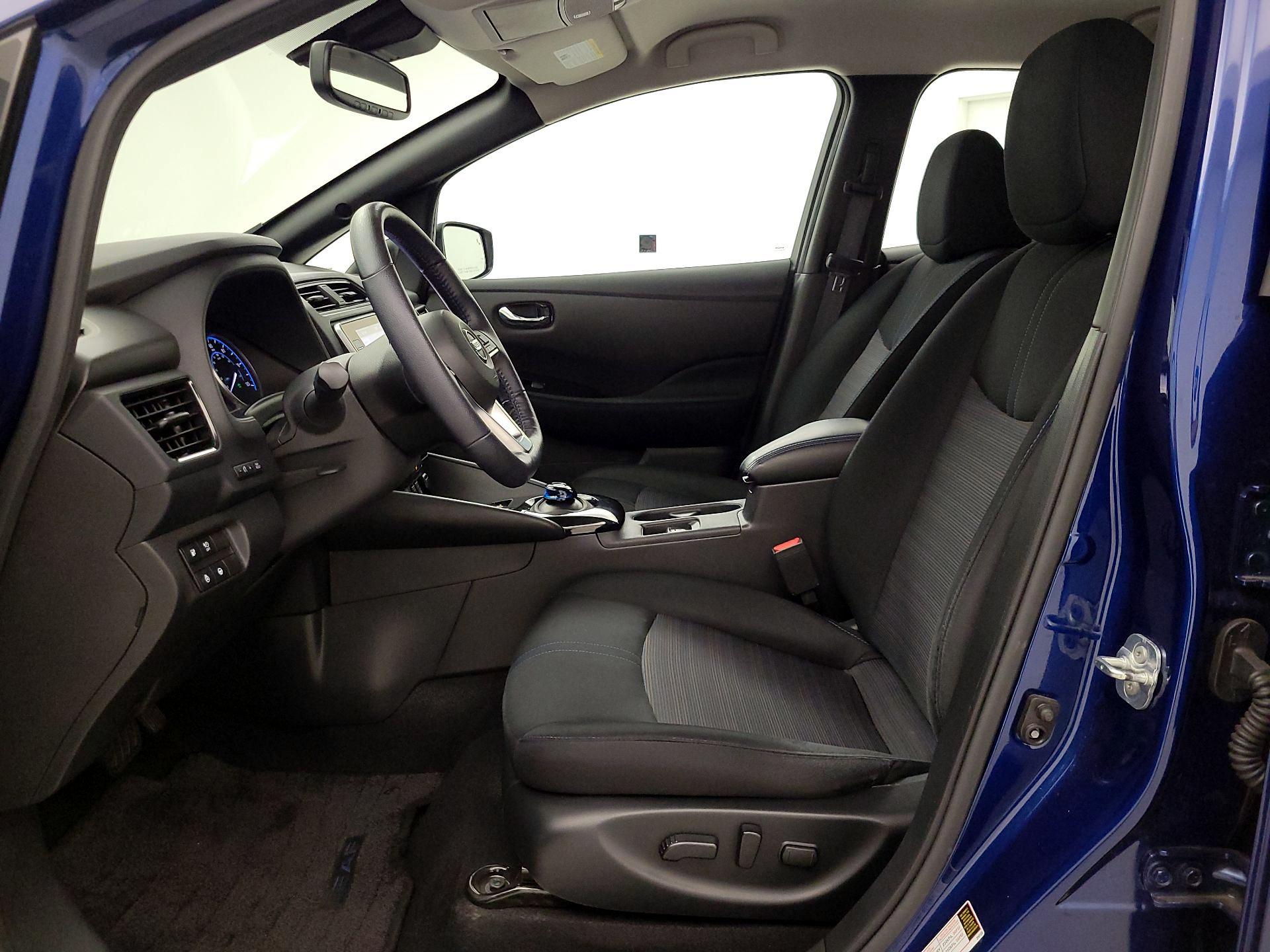 Thumbnail: 2021 Nissan Leaf - 11