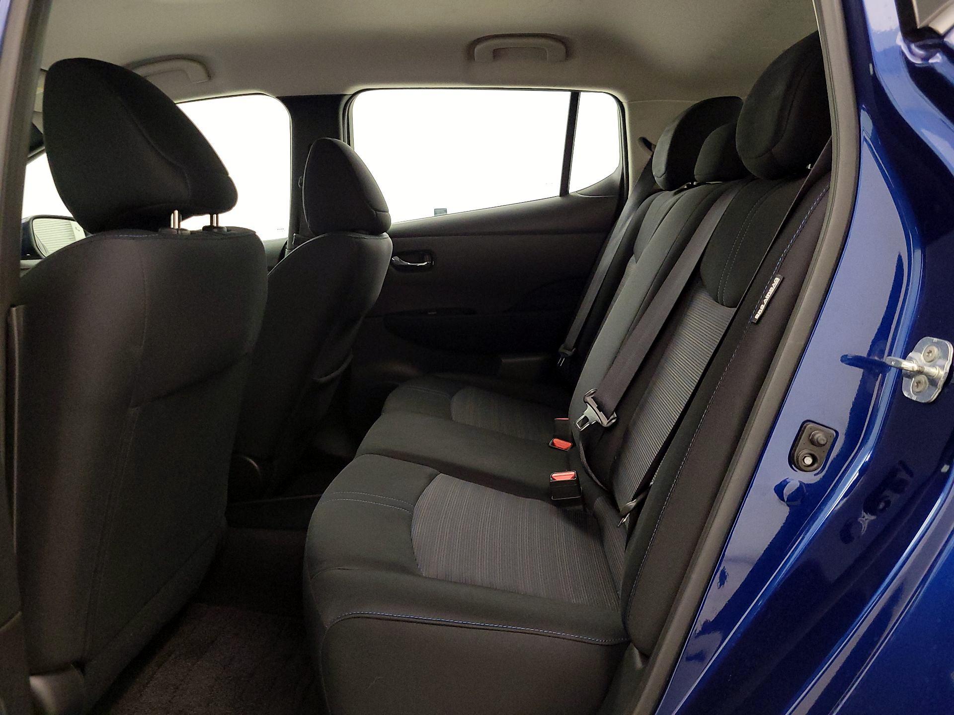 Thumbnail: 2021 Nissan Leaf - 20