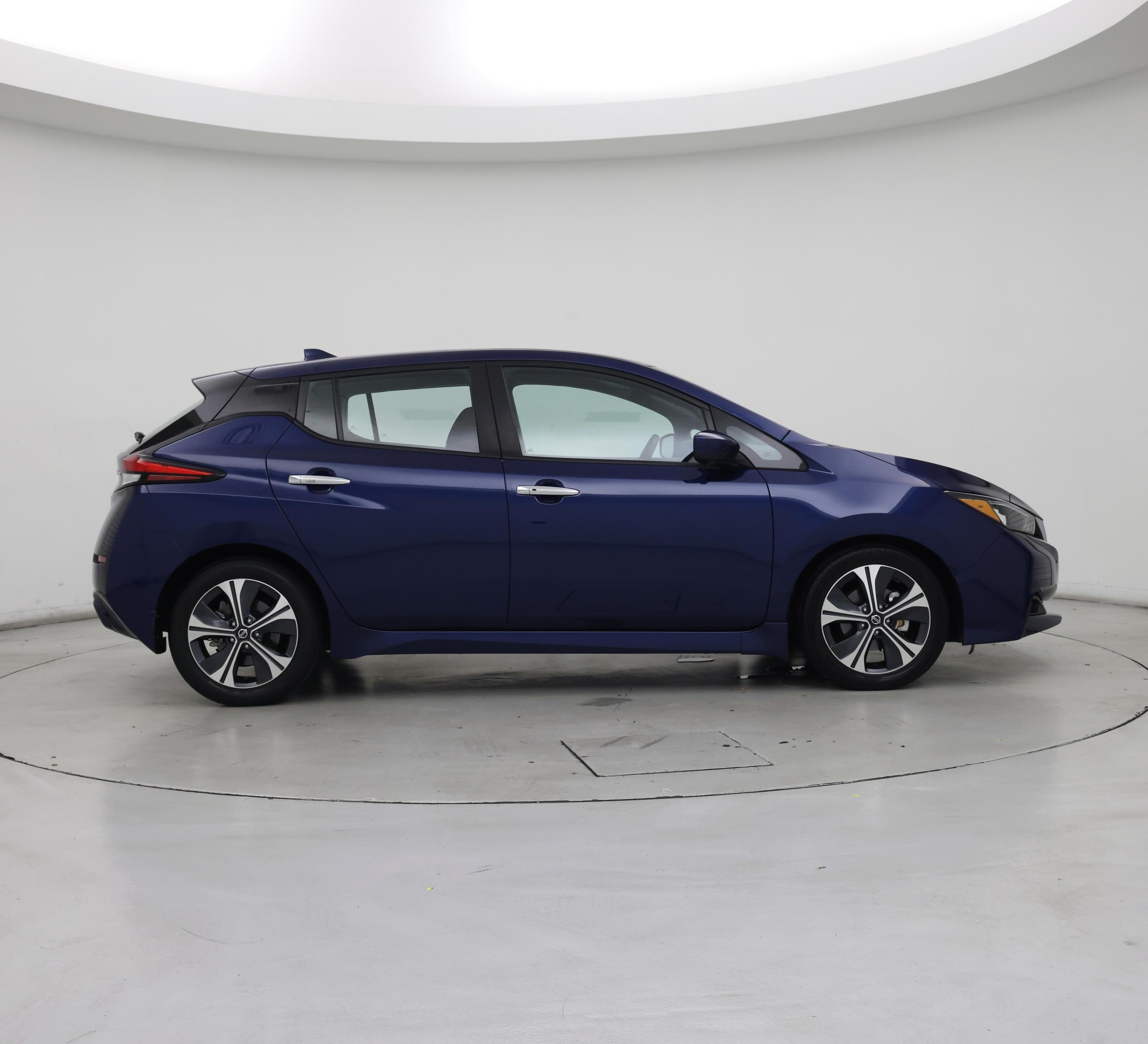 Thumbnail: 2021 Nissan Leaf - 7