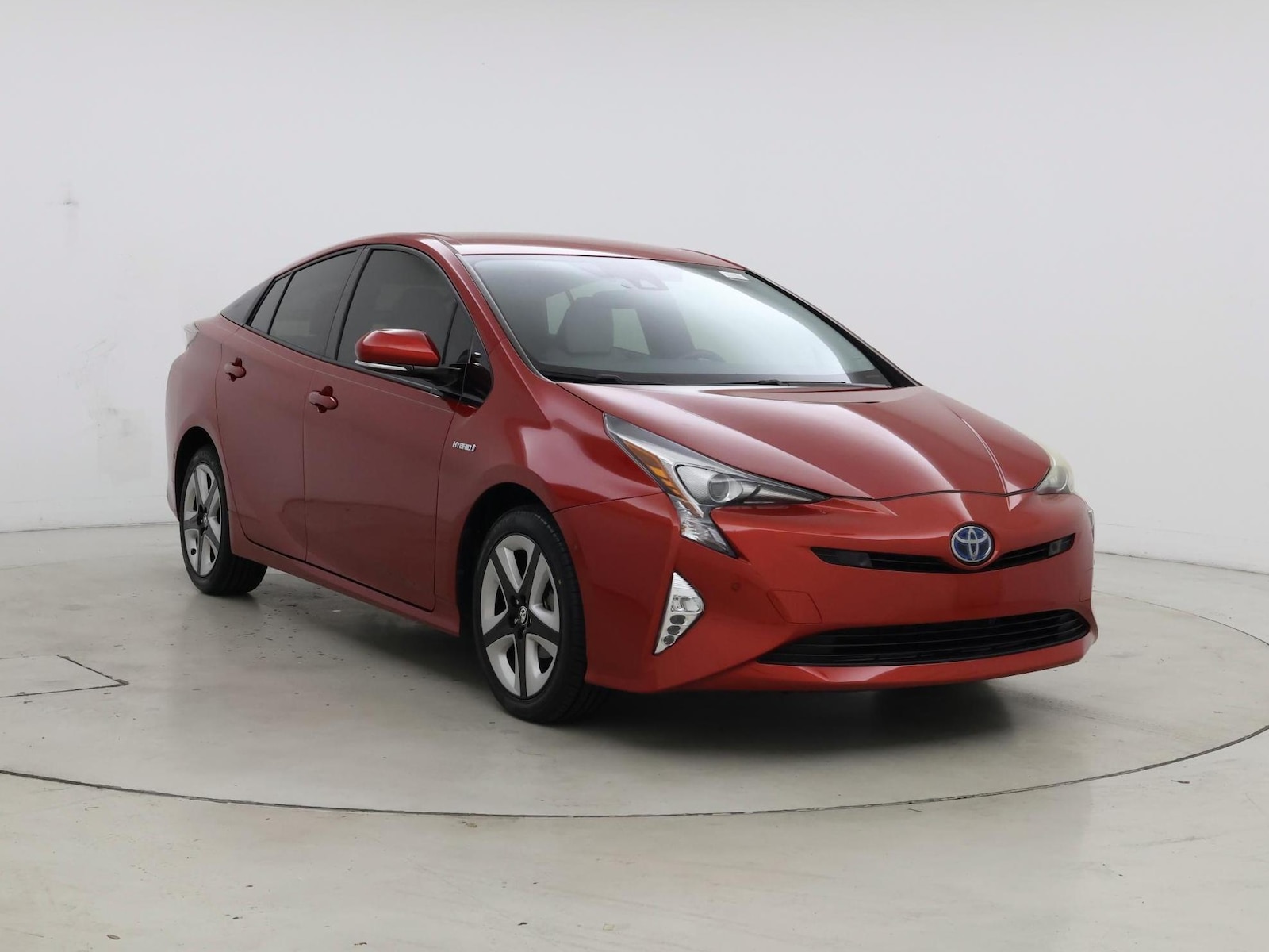 2018 Toyota Prius Three - Photo 2