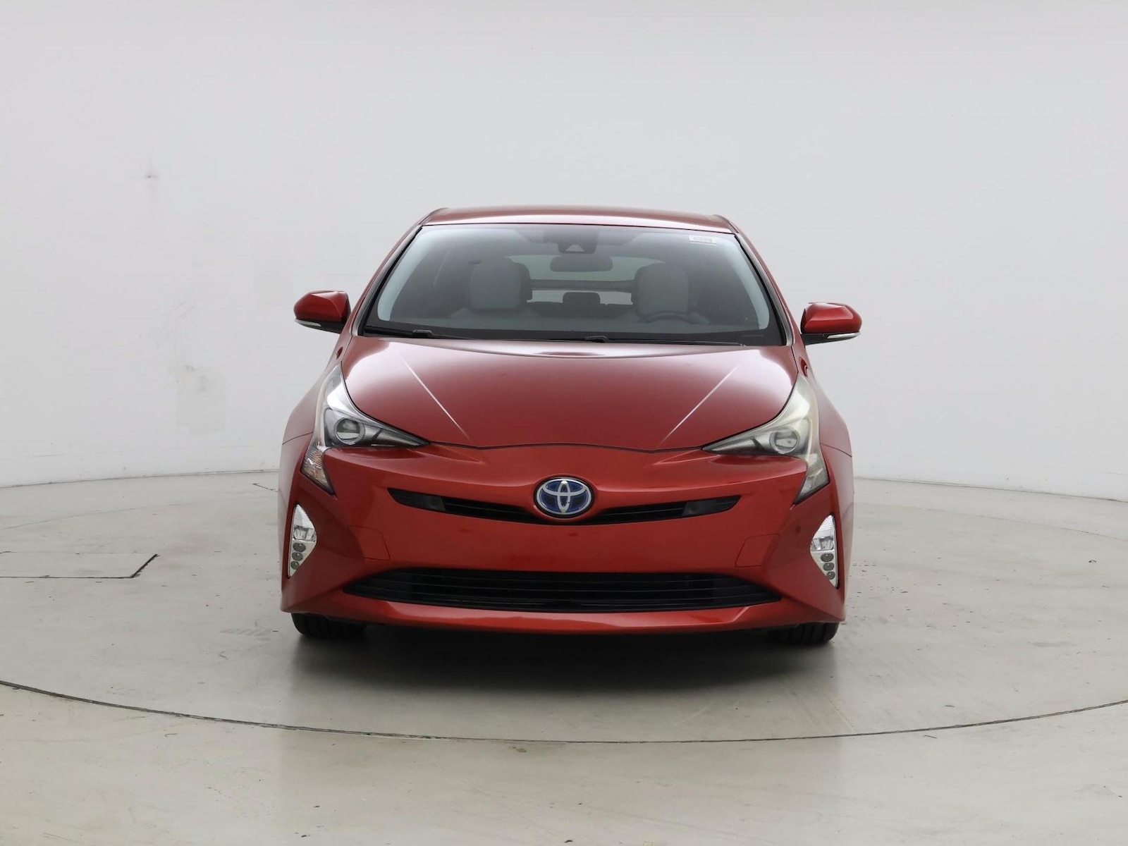2018 Toyota Prius Three - Photo 6