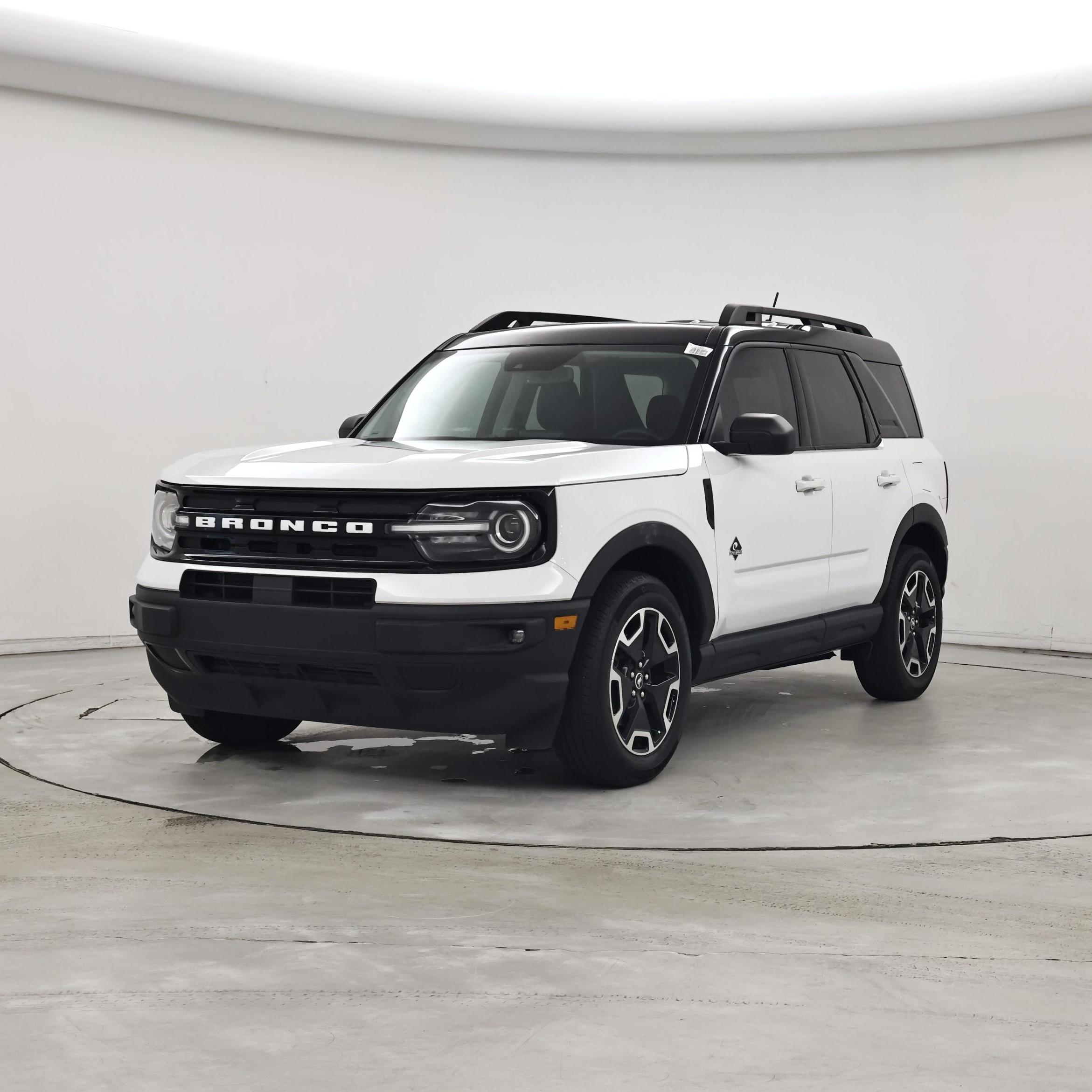 Thumbnail: 2023 Ford Bronco Sport - 4