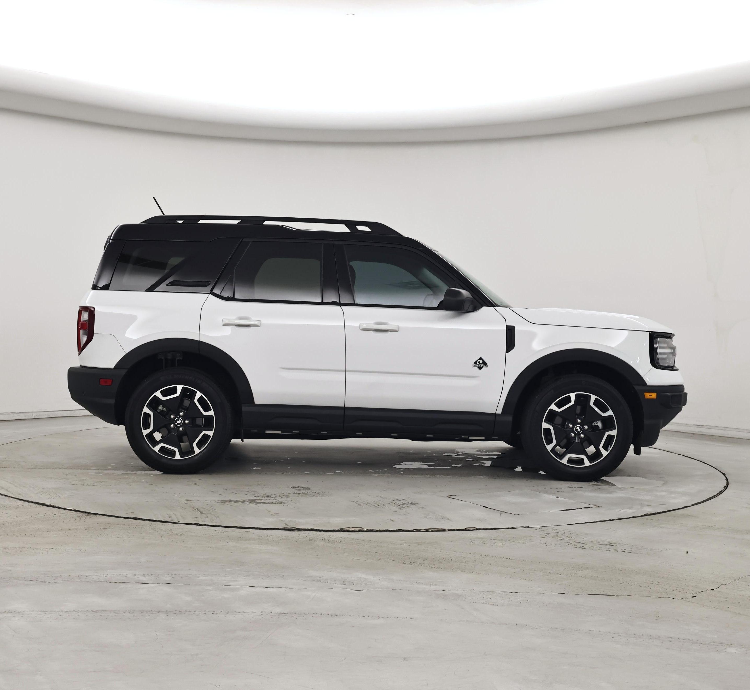 Thumbnail: 2023 Ford Bronco Sport - 7