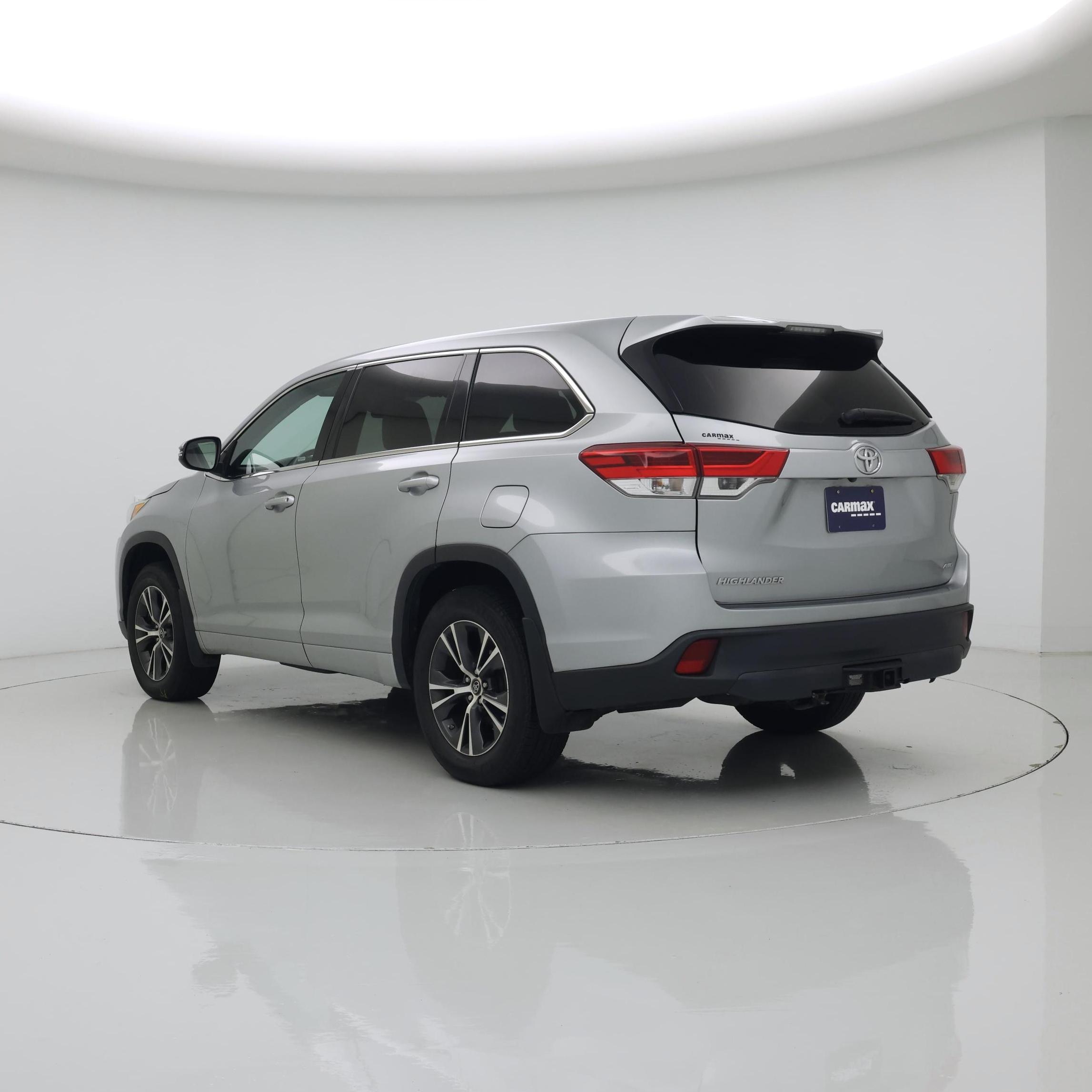 Thumbnail: 2017 Toyota Highlander - 2
