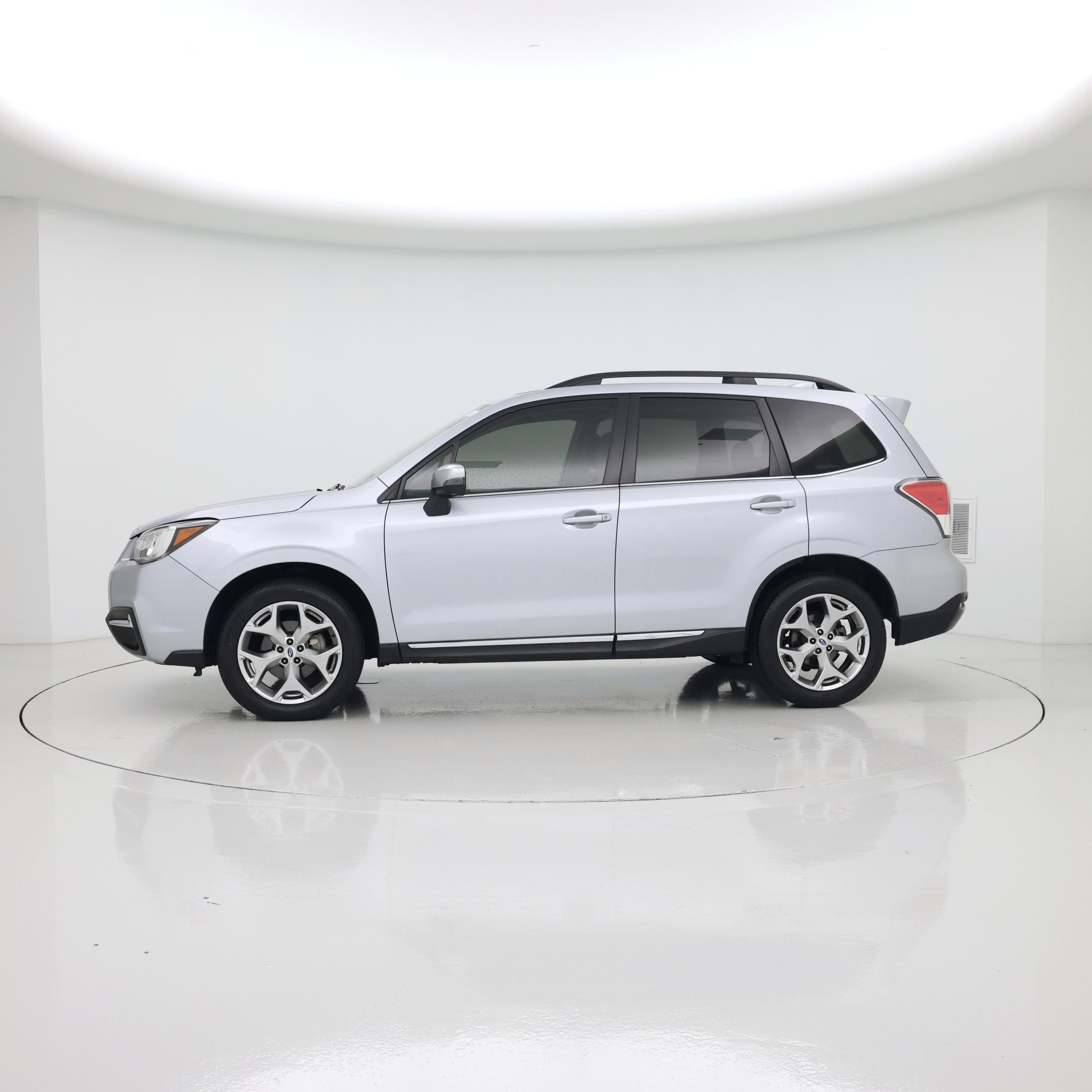 Thumbnail: 2017 Subaru Forester - 3