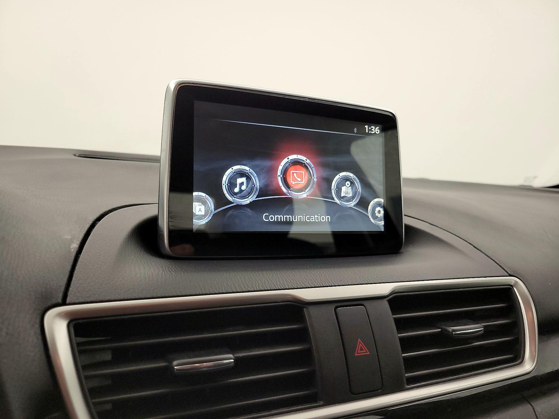 Thumbnail: 2015 Mazda Mazda3 - 14