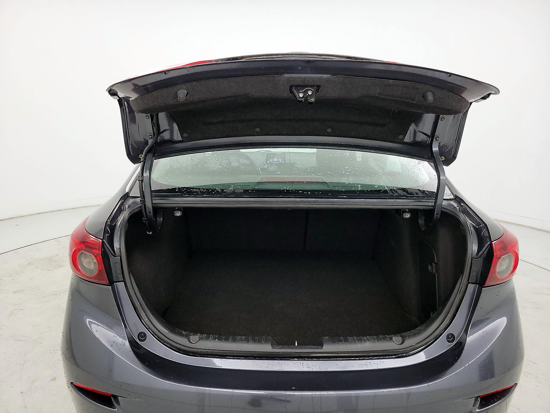 Thumbnail: 2015 Mazda Mazda3 - 19