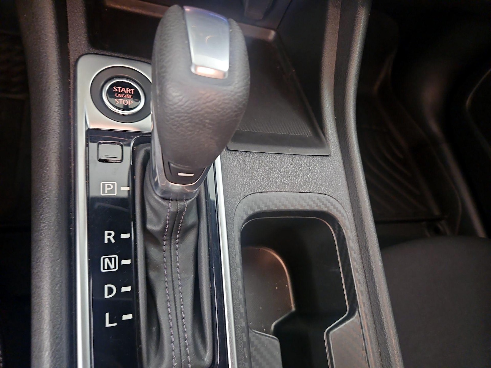 2021 Nissan Sentra SV - Photo 17