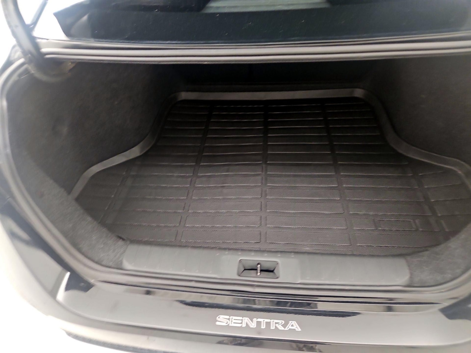 2021 Nissan Sentra SV - Photo 20
