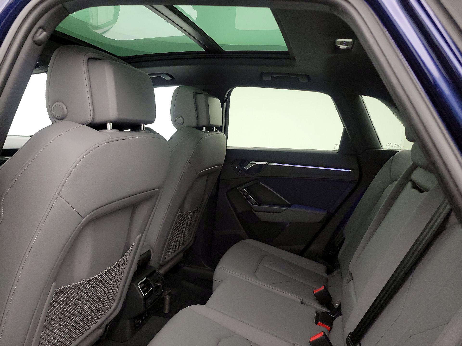 Thumbnail: 2021 Audi Q3 - 19