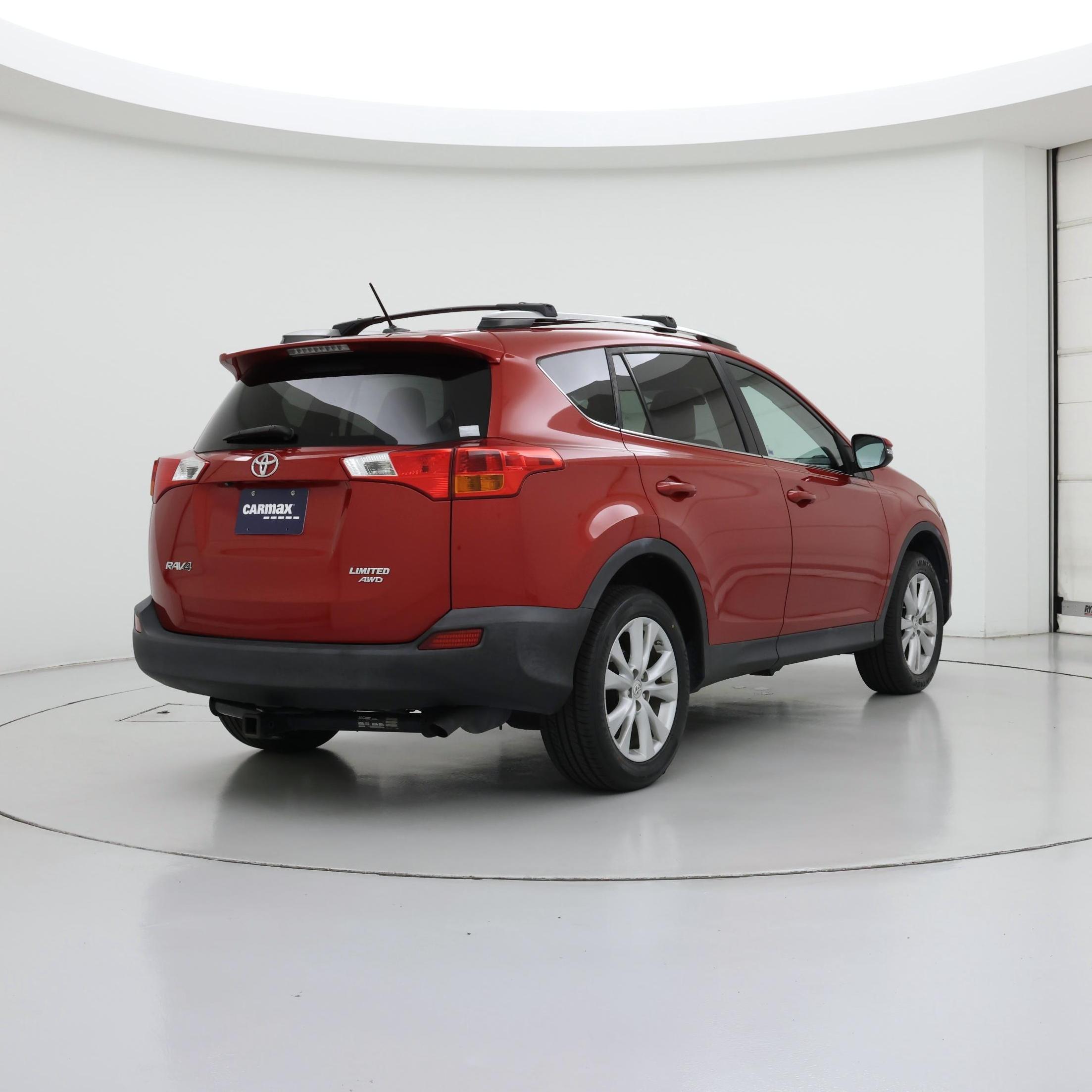 Thumbnail: 2015 Toyota RAV4 - 8