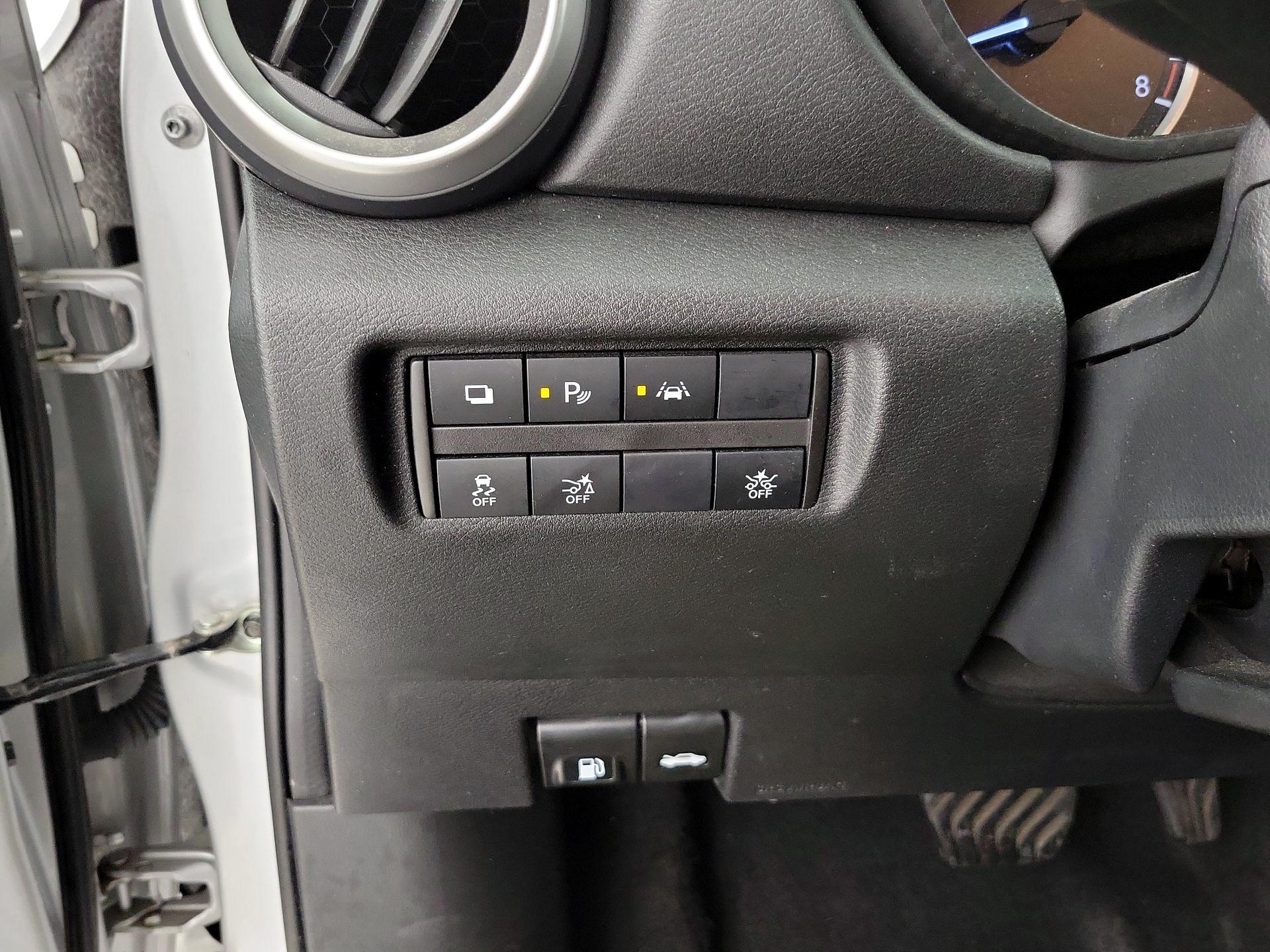 Thumbnail: 2020 Nissan Versa - 13